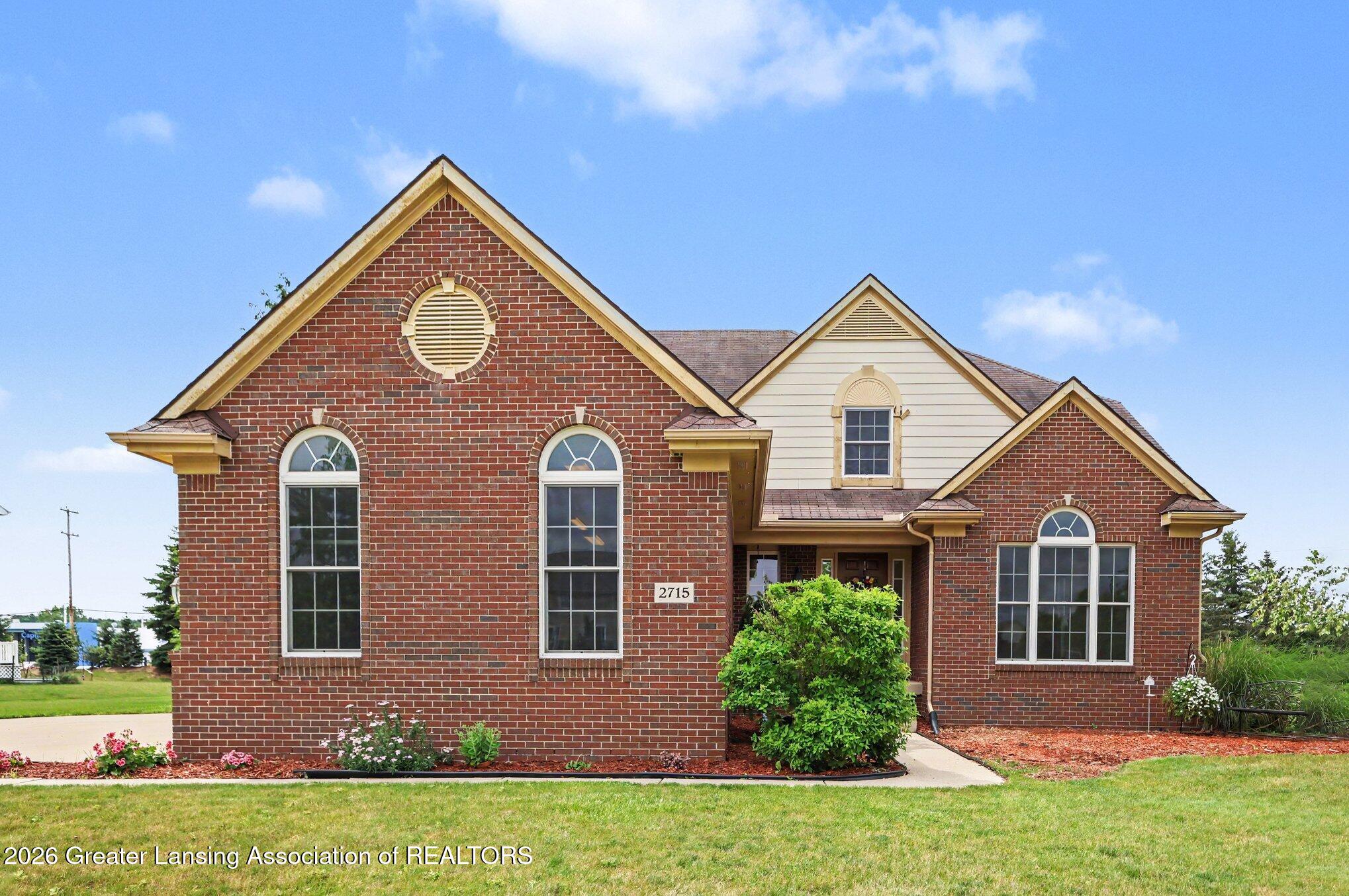 2715 Coreopsis Court — photo