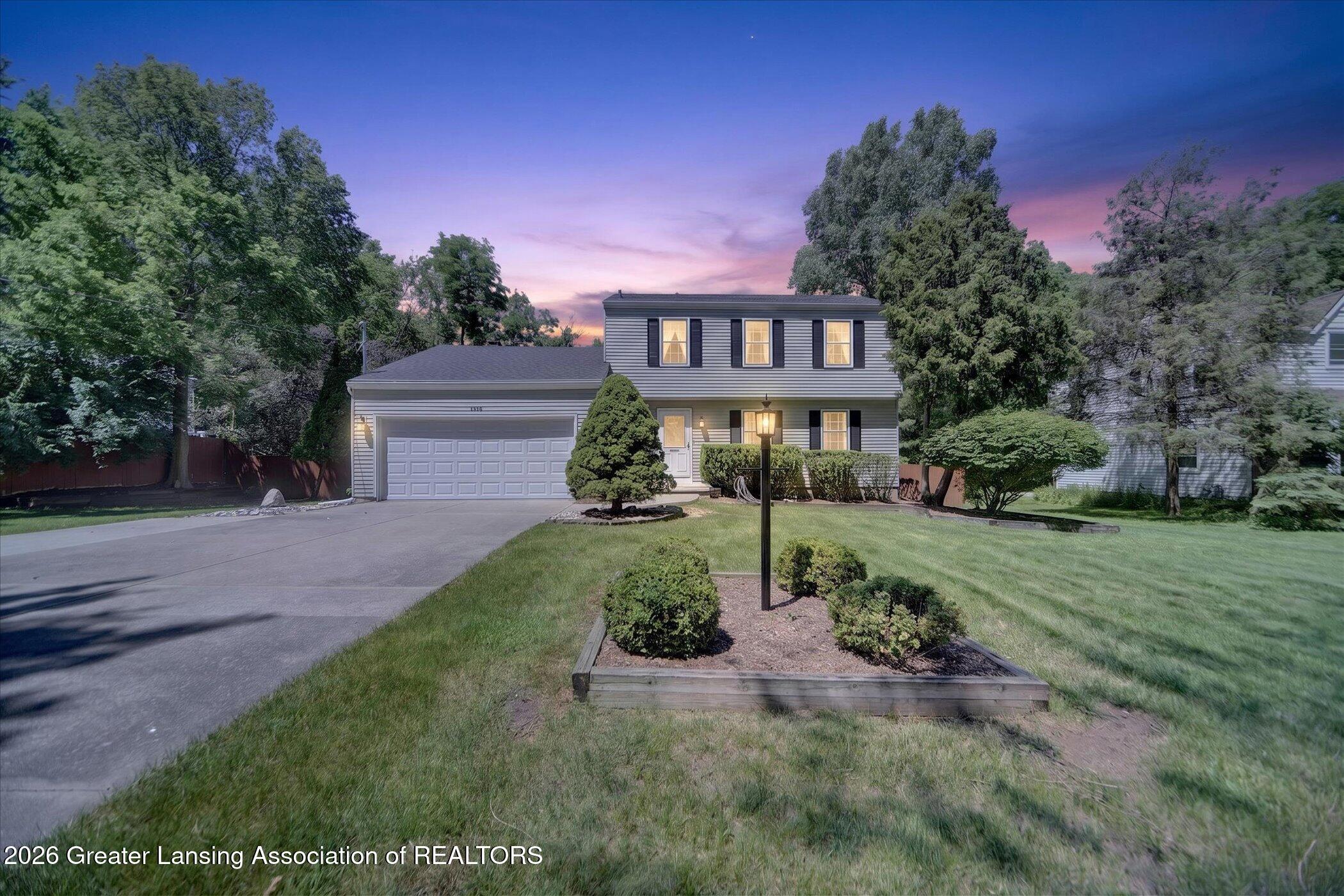 1600 Hillside Drive — photo