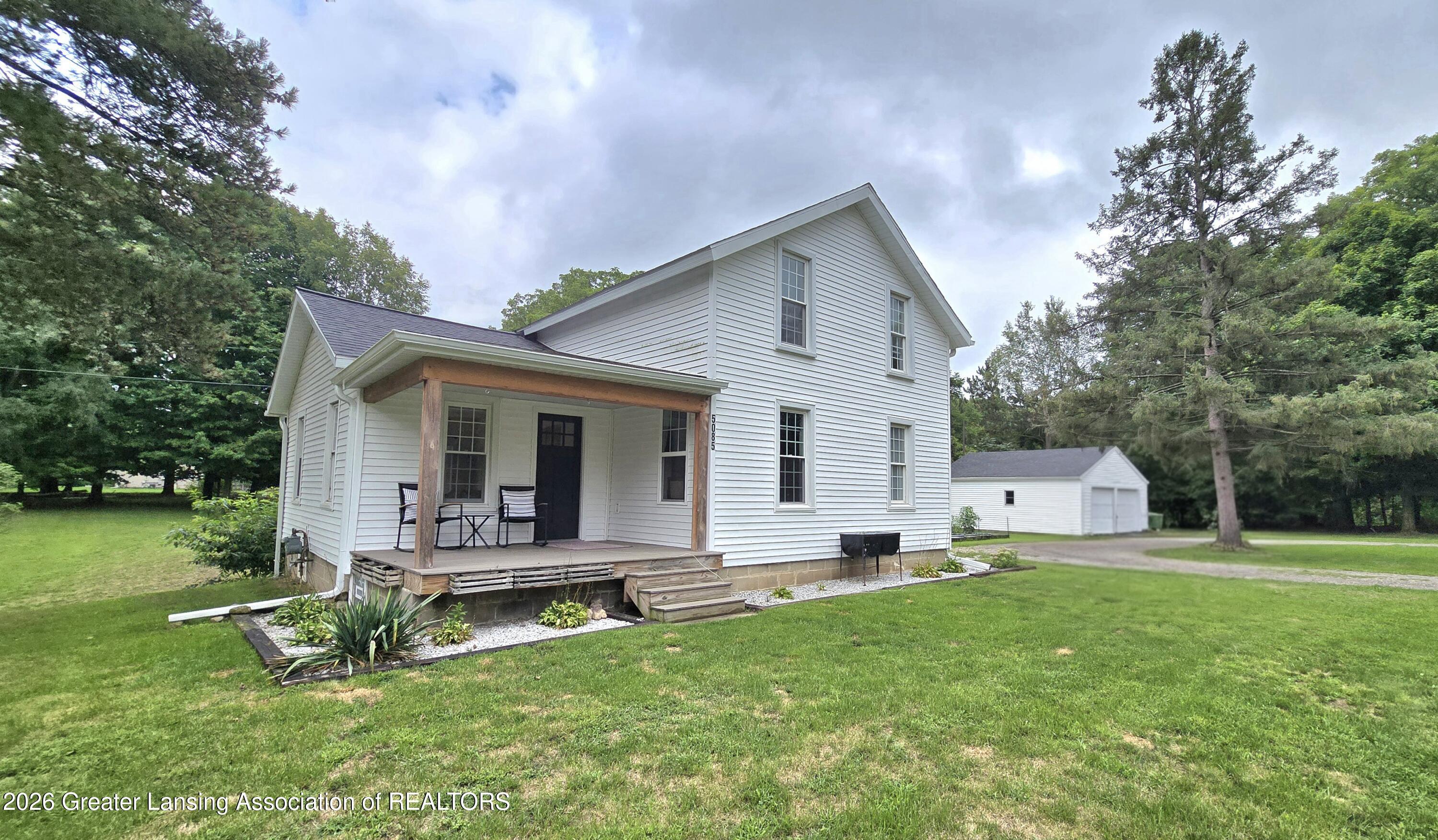 5085 Durfee Road — photo