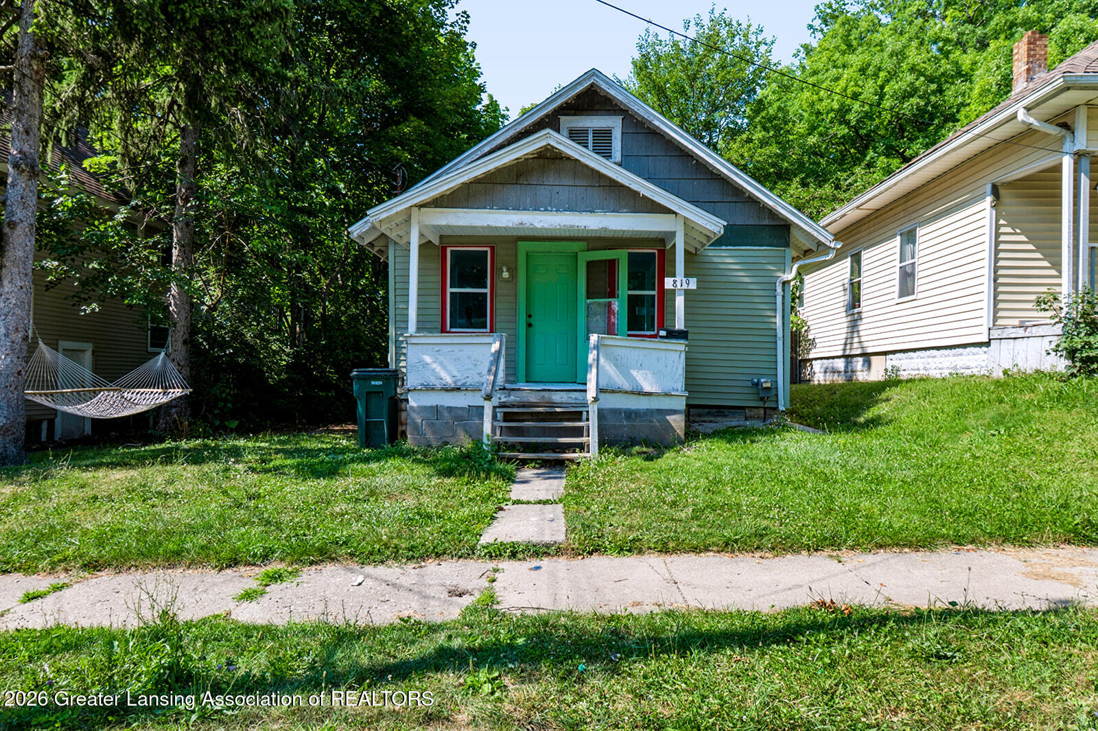 819 Larned Street — photo