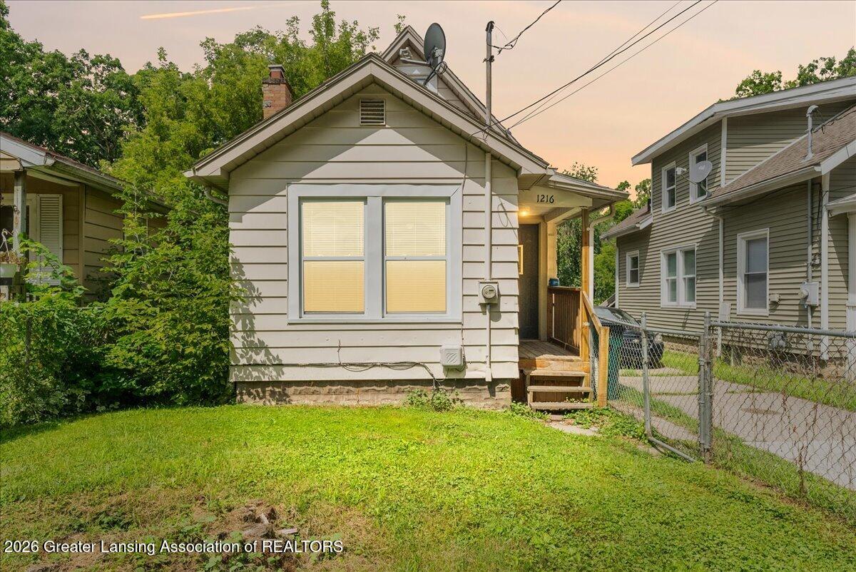 1216 Bensch Street — photo