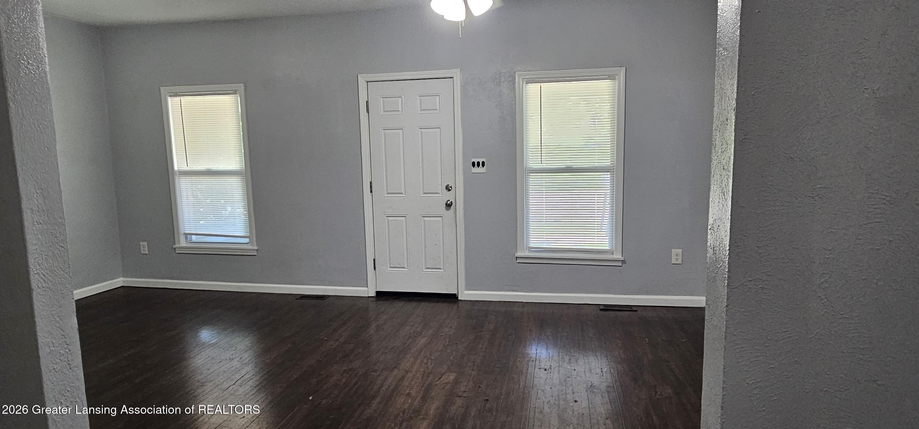 817 Middle Street — photo