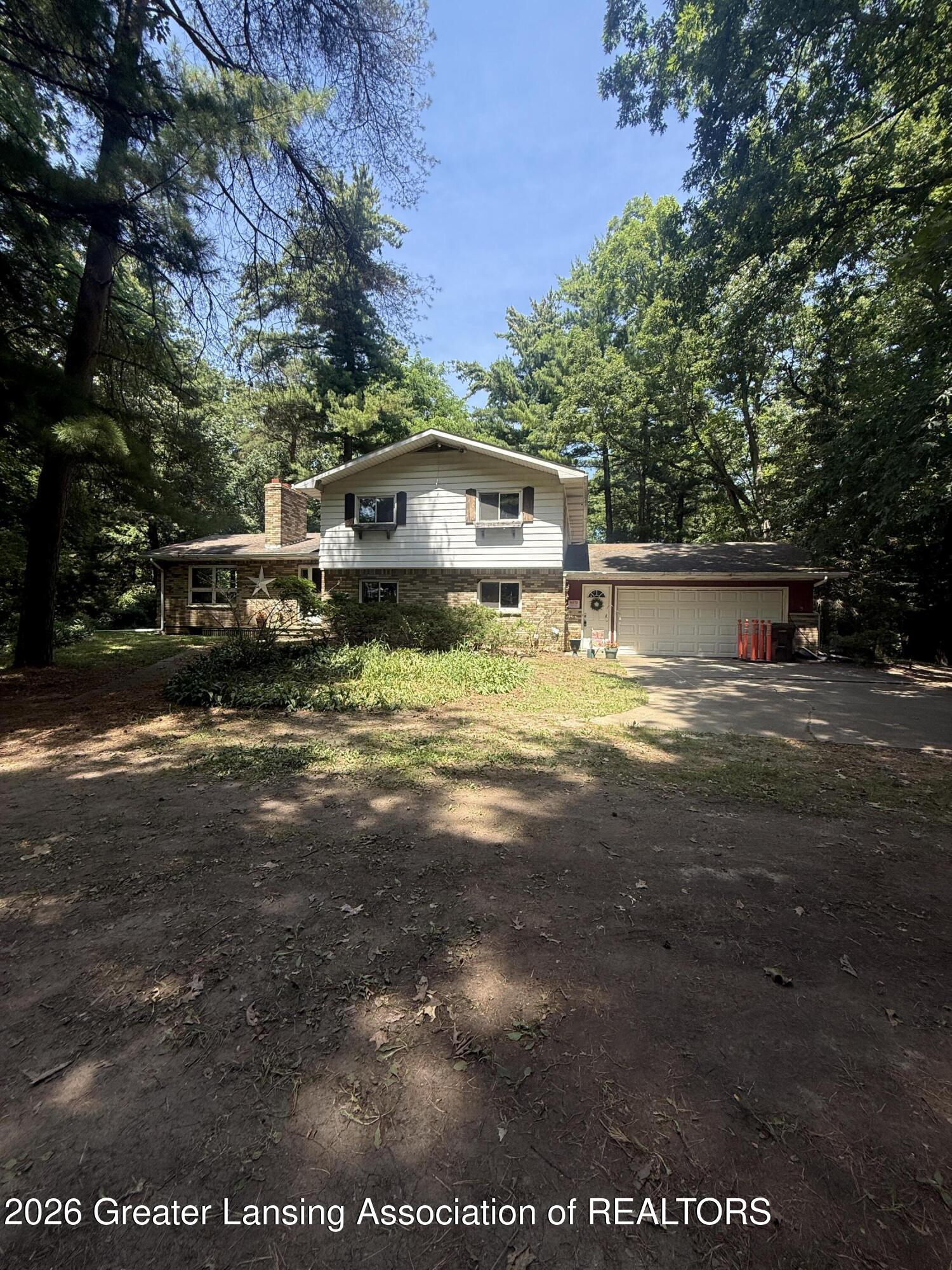 4675 E Alward Road — photo