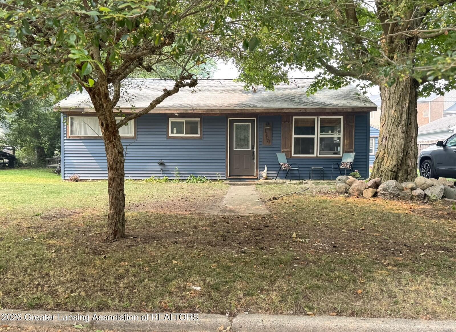 1308 Warwick Drive — photo