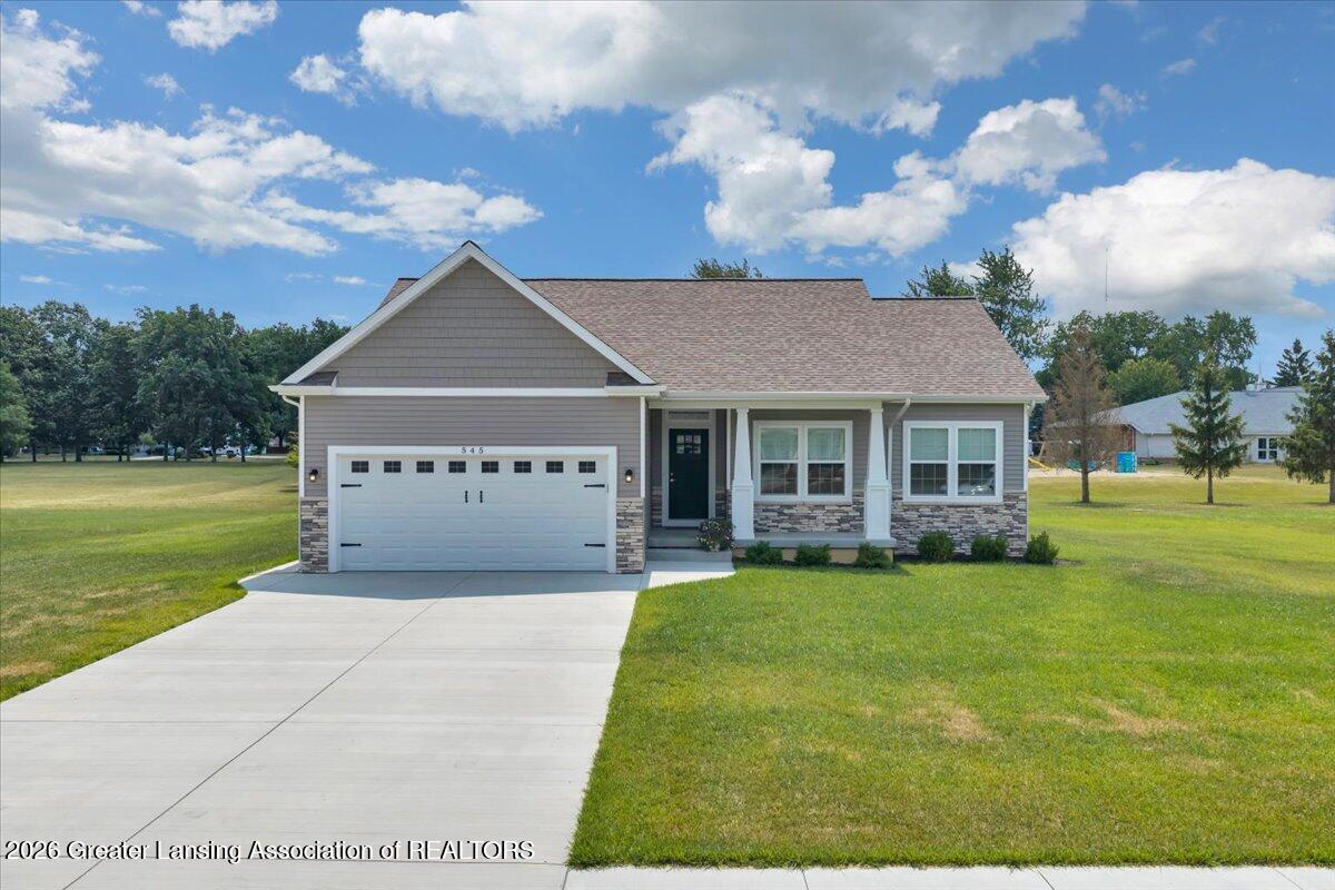 545 W Wildwood Drive — photo