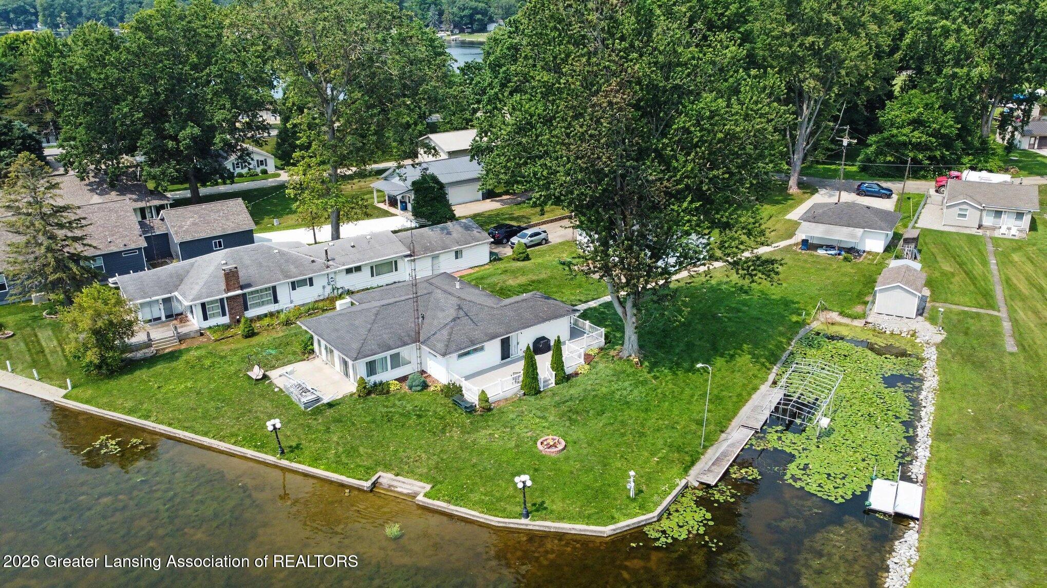 839 Riley Drive — photo