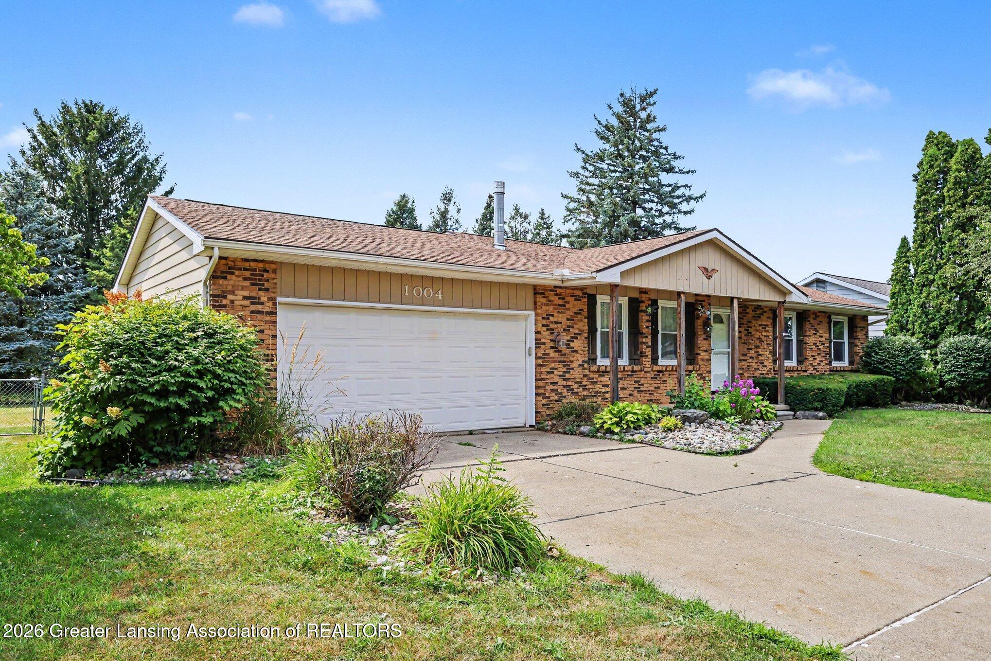 1004 Old Erin Way — photo