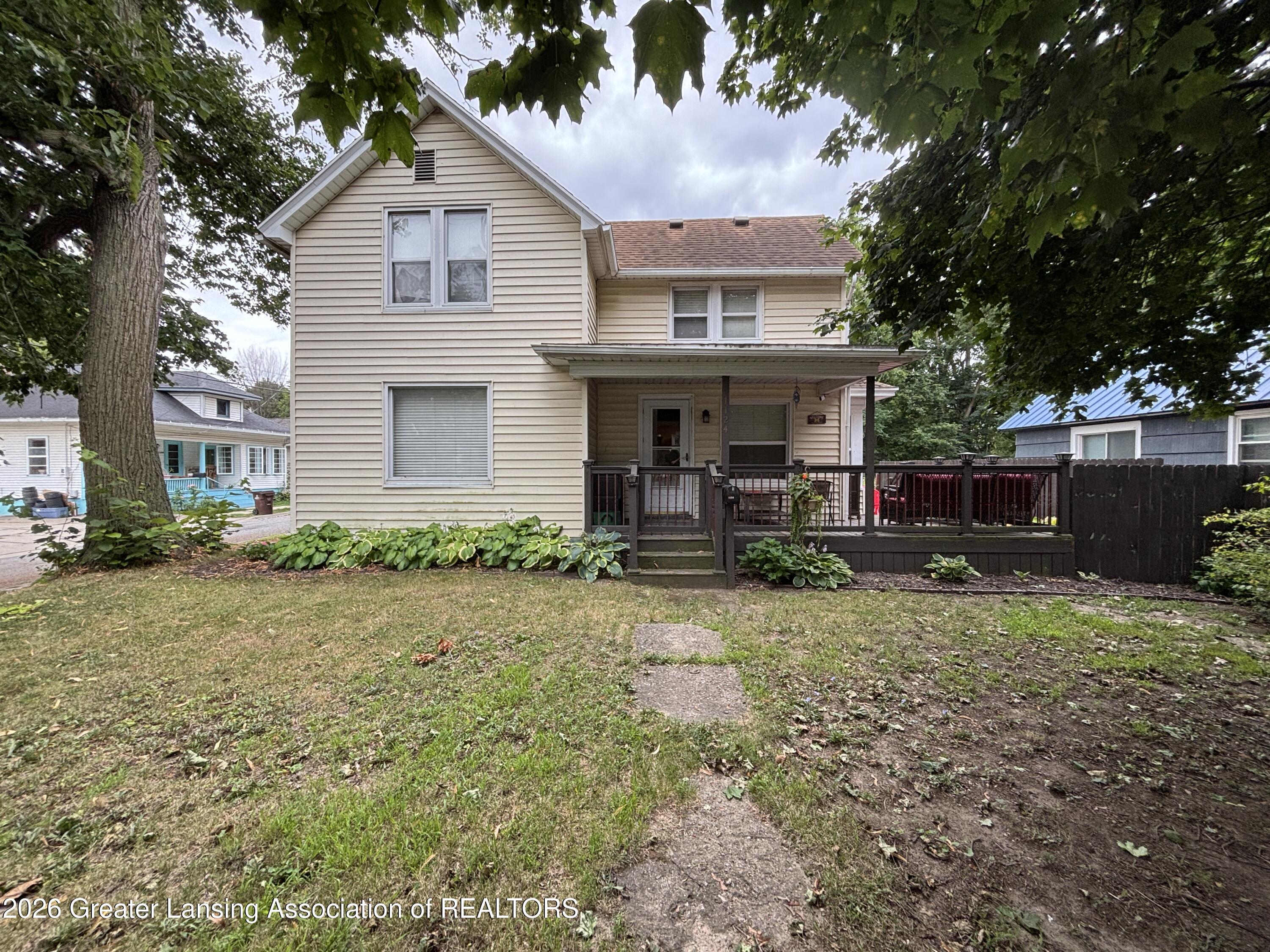 1124 E César E. Chávez Avenue — photo