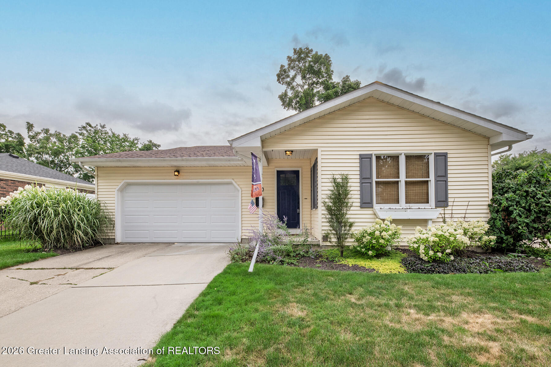 740 Snyder Road — photo