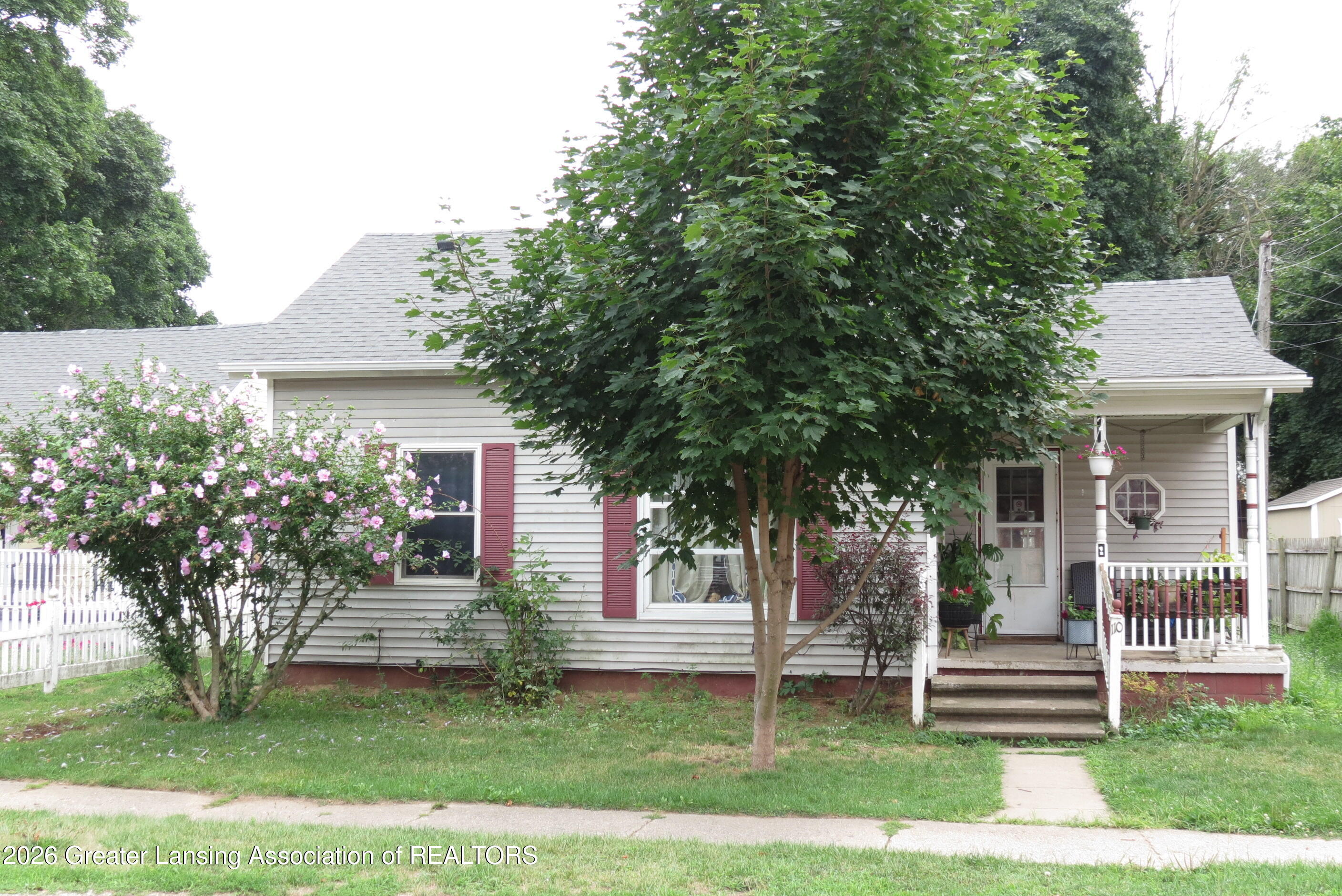 110 E Clinton Street — photo