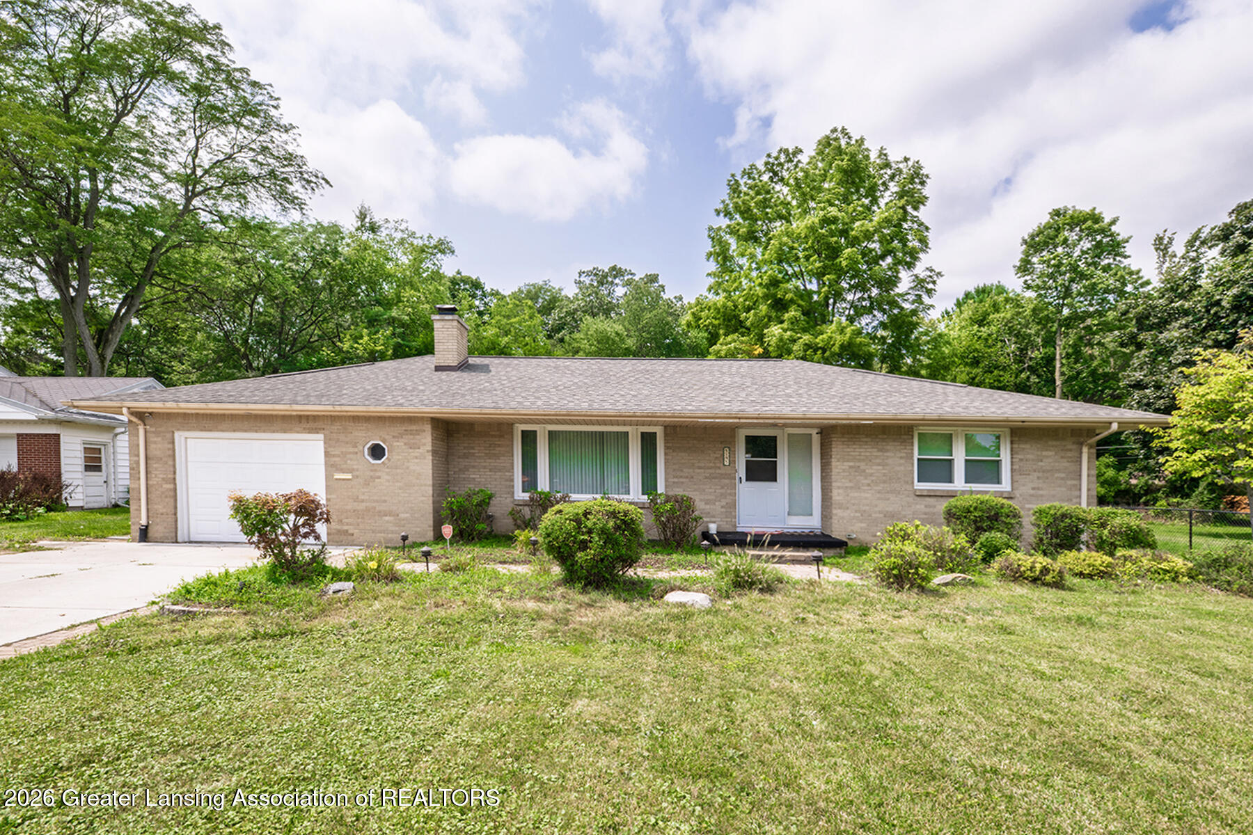 5195 E Brookfield Drive — photo