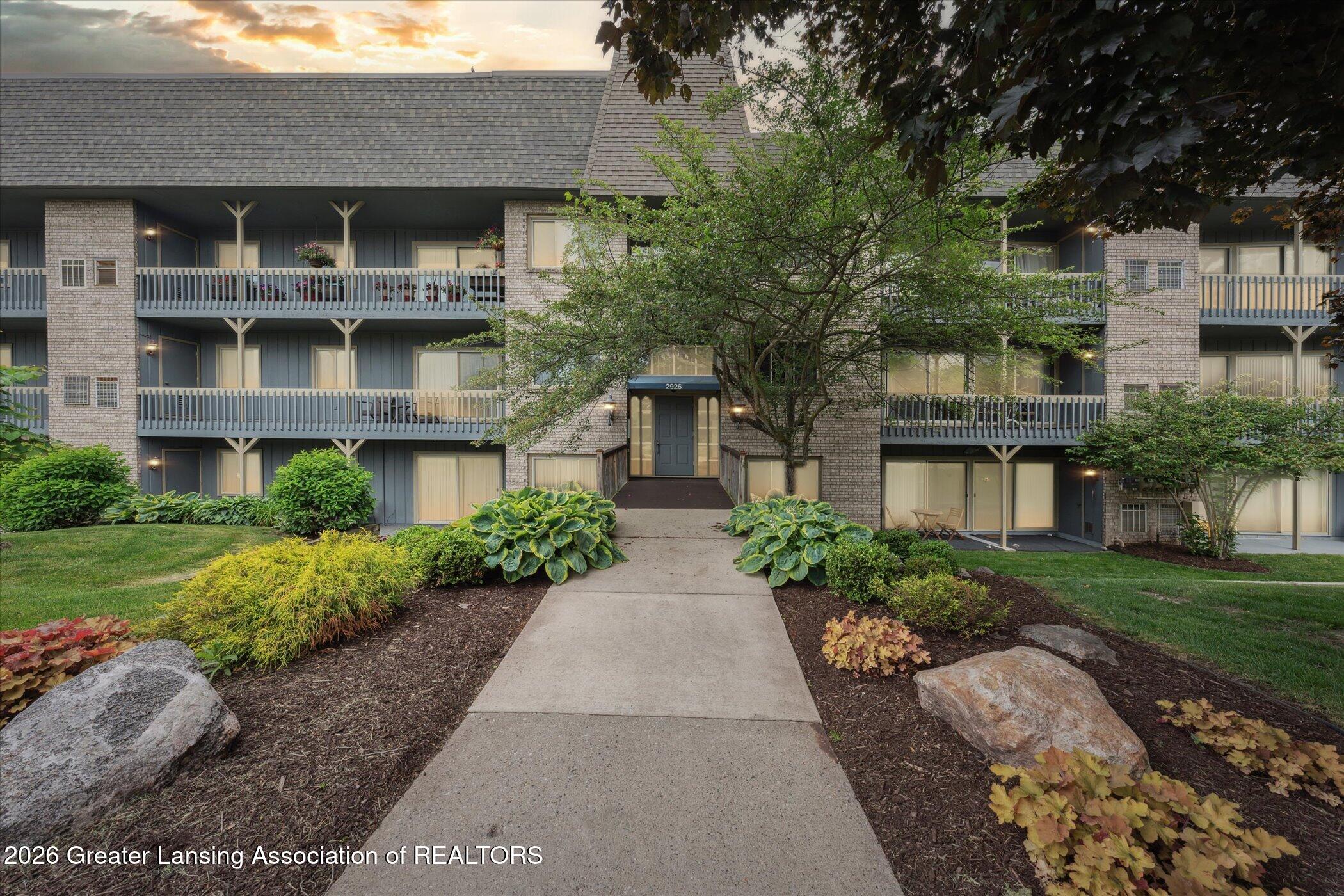 2926 Mount Hope Road 105 — photo