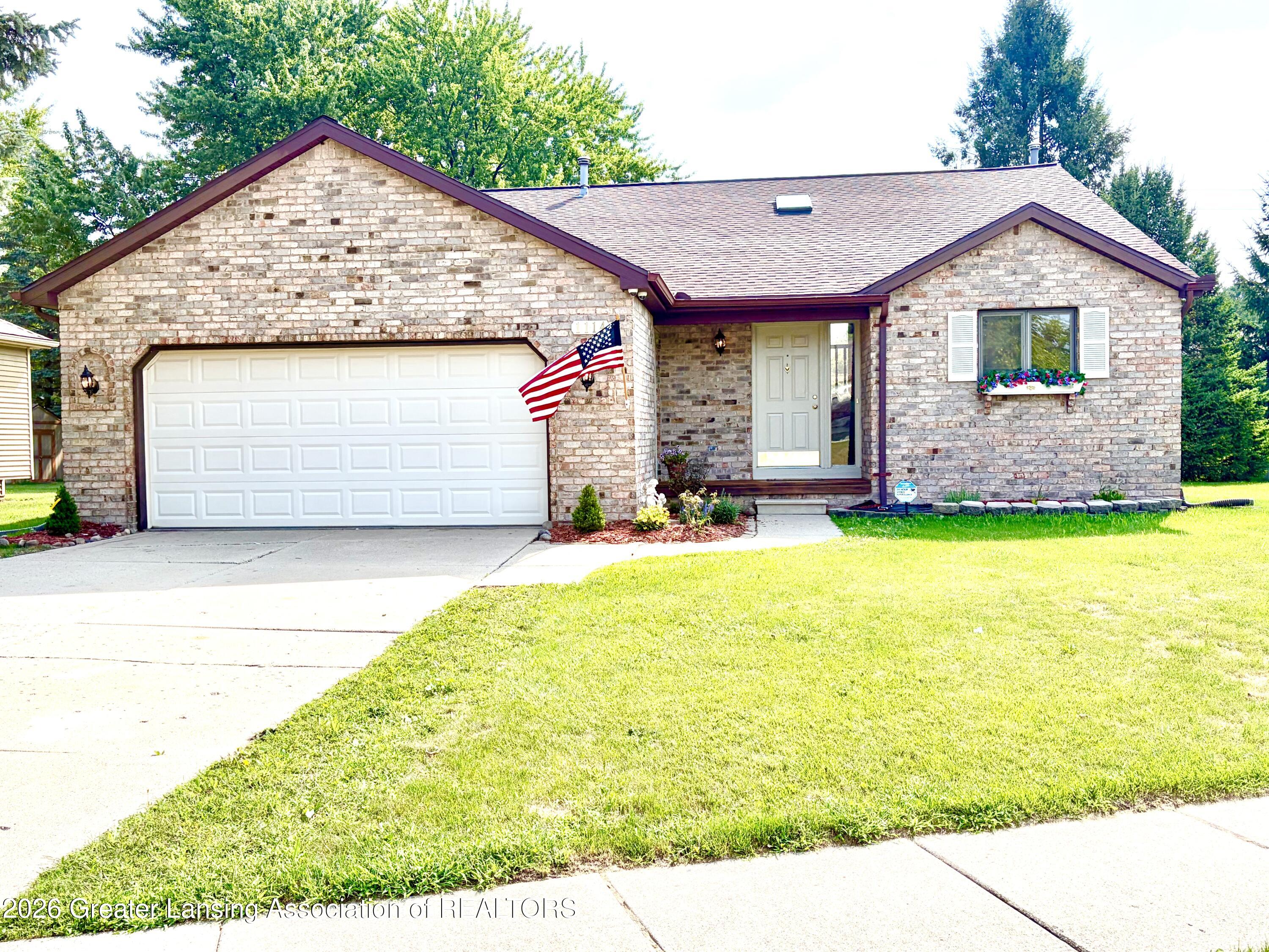 1114 Wolf Run Drive — photo