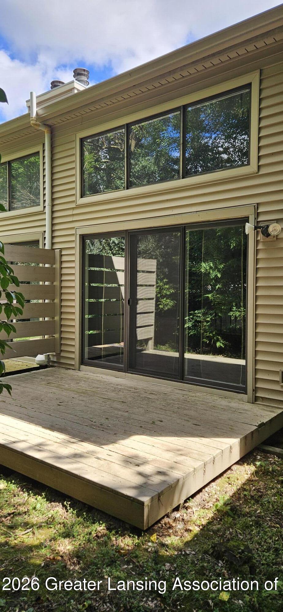2095 Fox Hollow Drive — photo