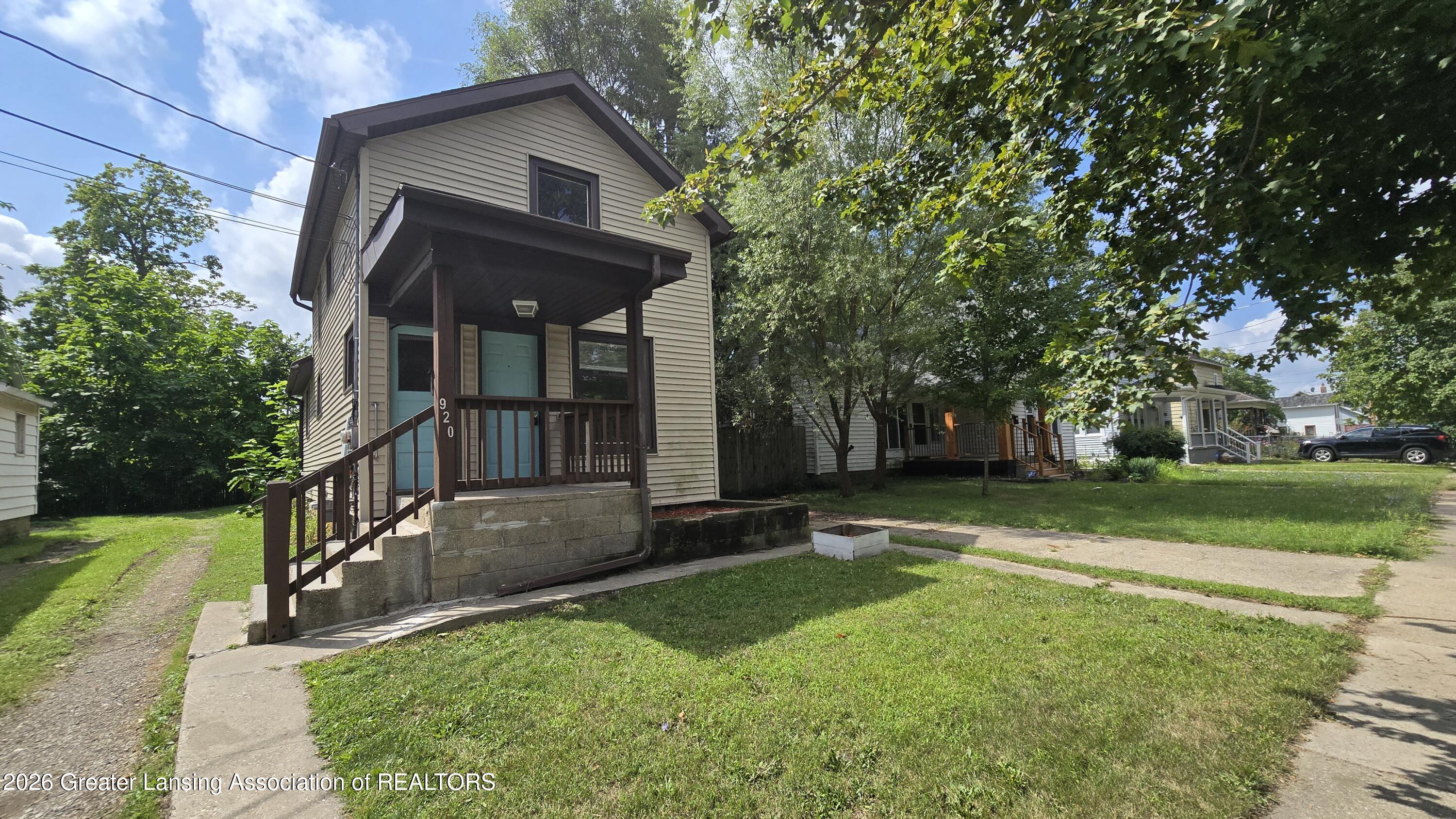 920 Vine Street — photo