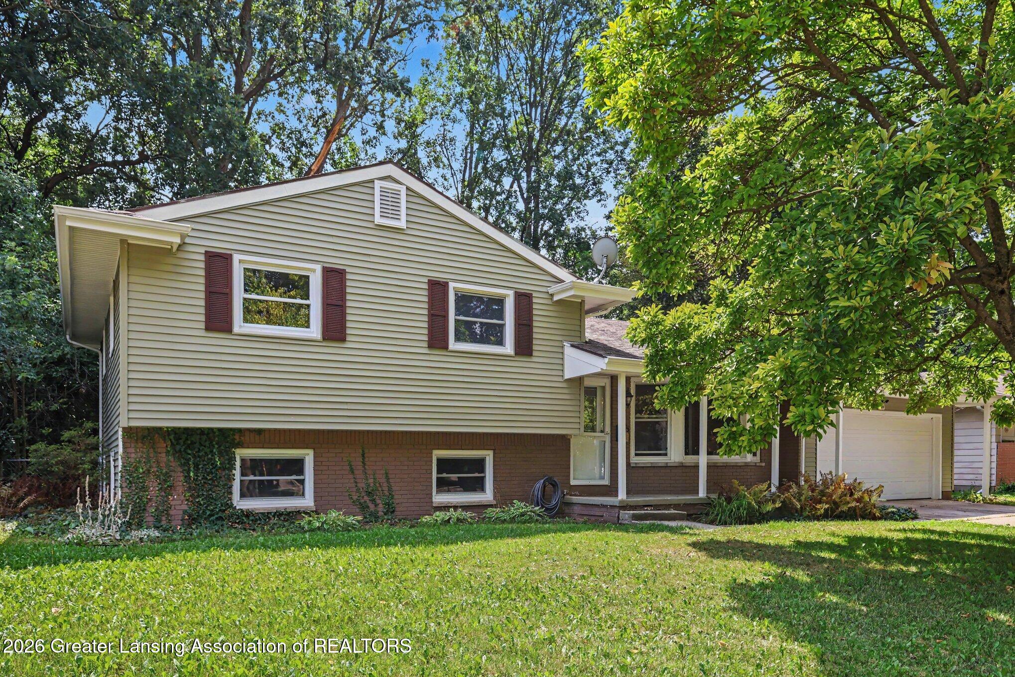1538 Cahill Drive — photo