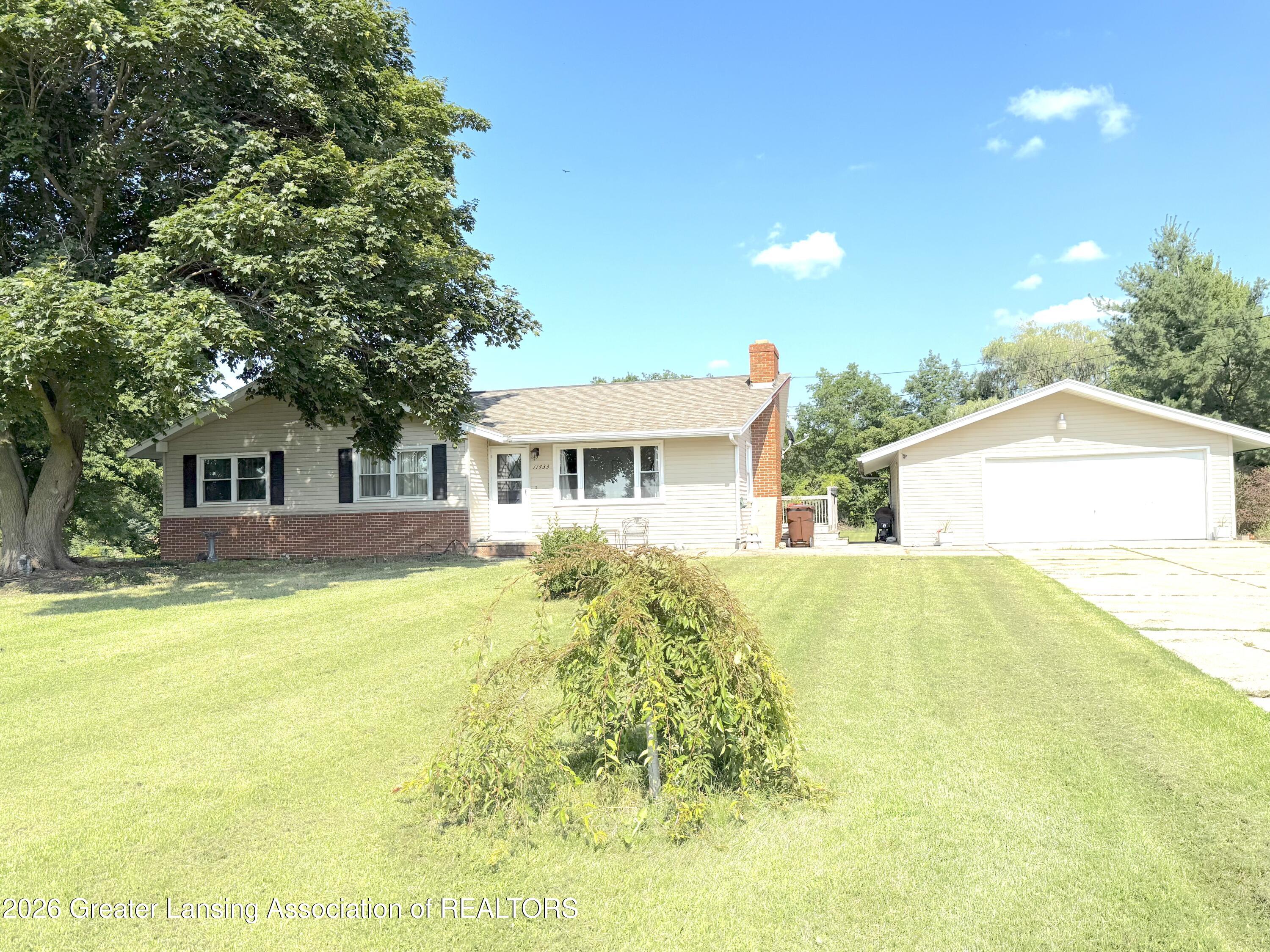 11433 S Francis Road — photo