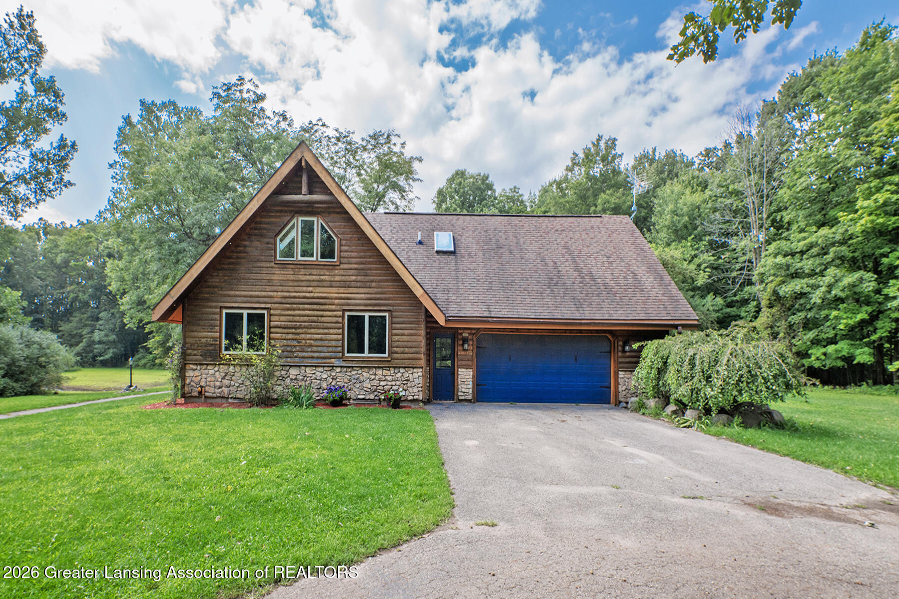 10471 N Royston Road — photo