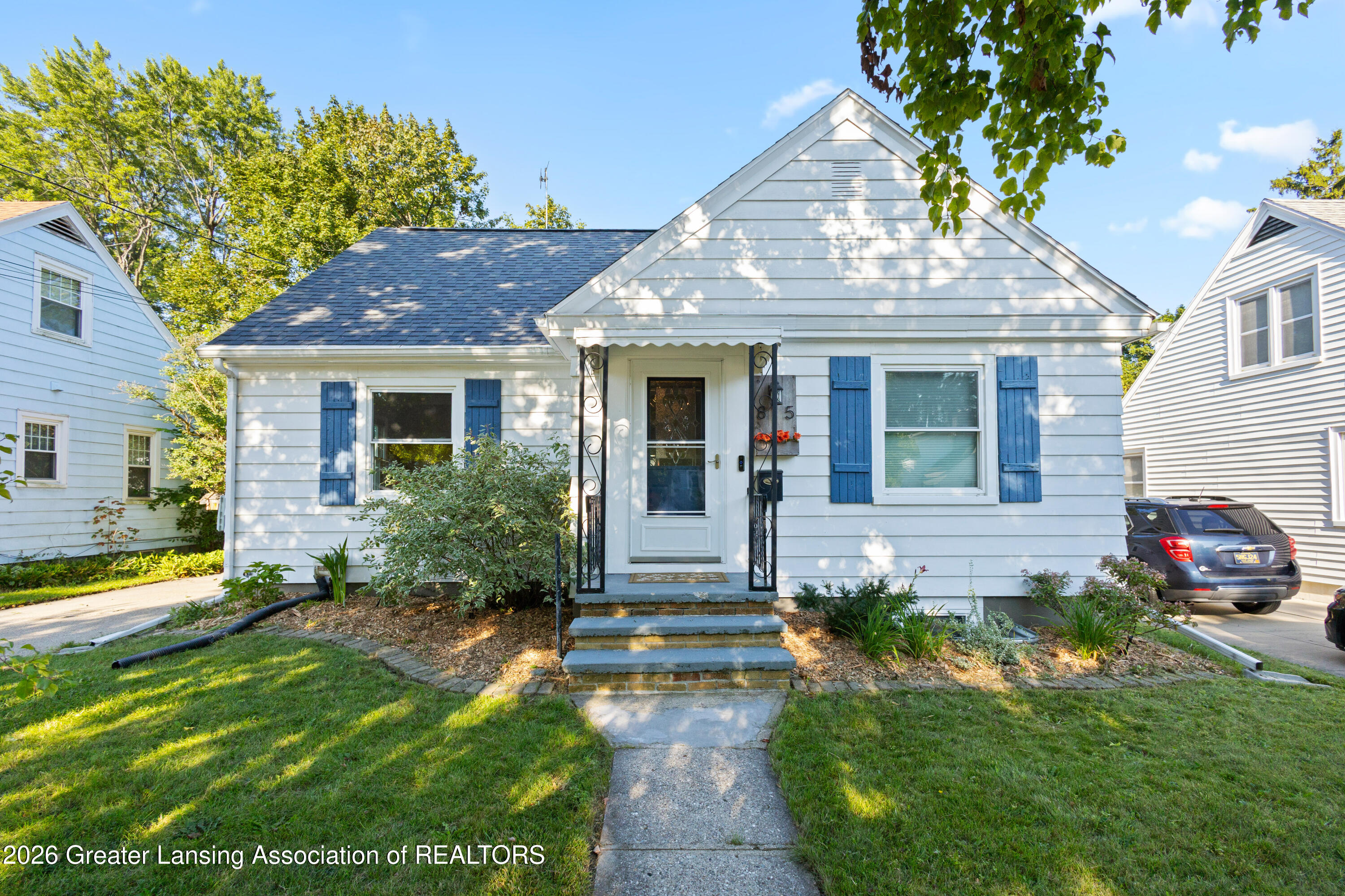 815 Downer Avenue — photo
