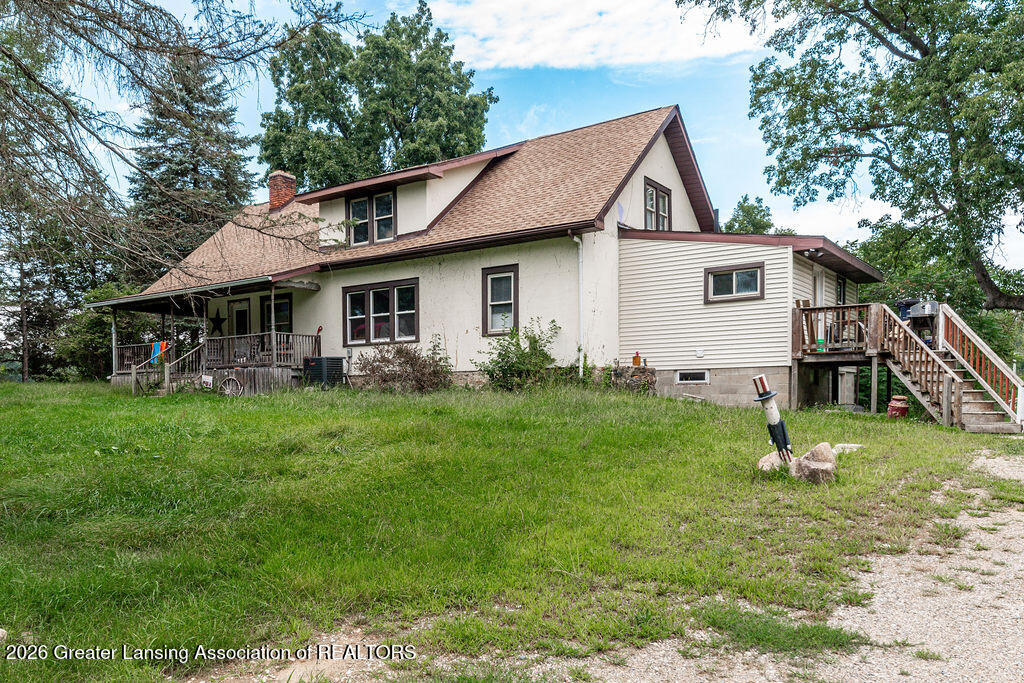 12035 Onondaga Road — photo