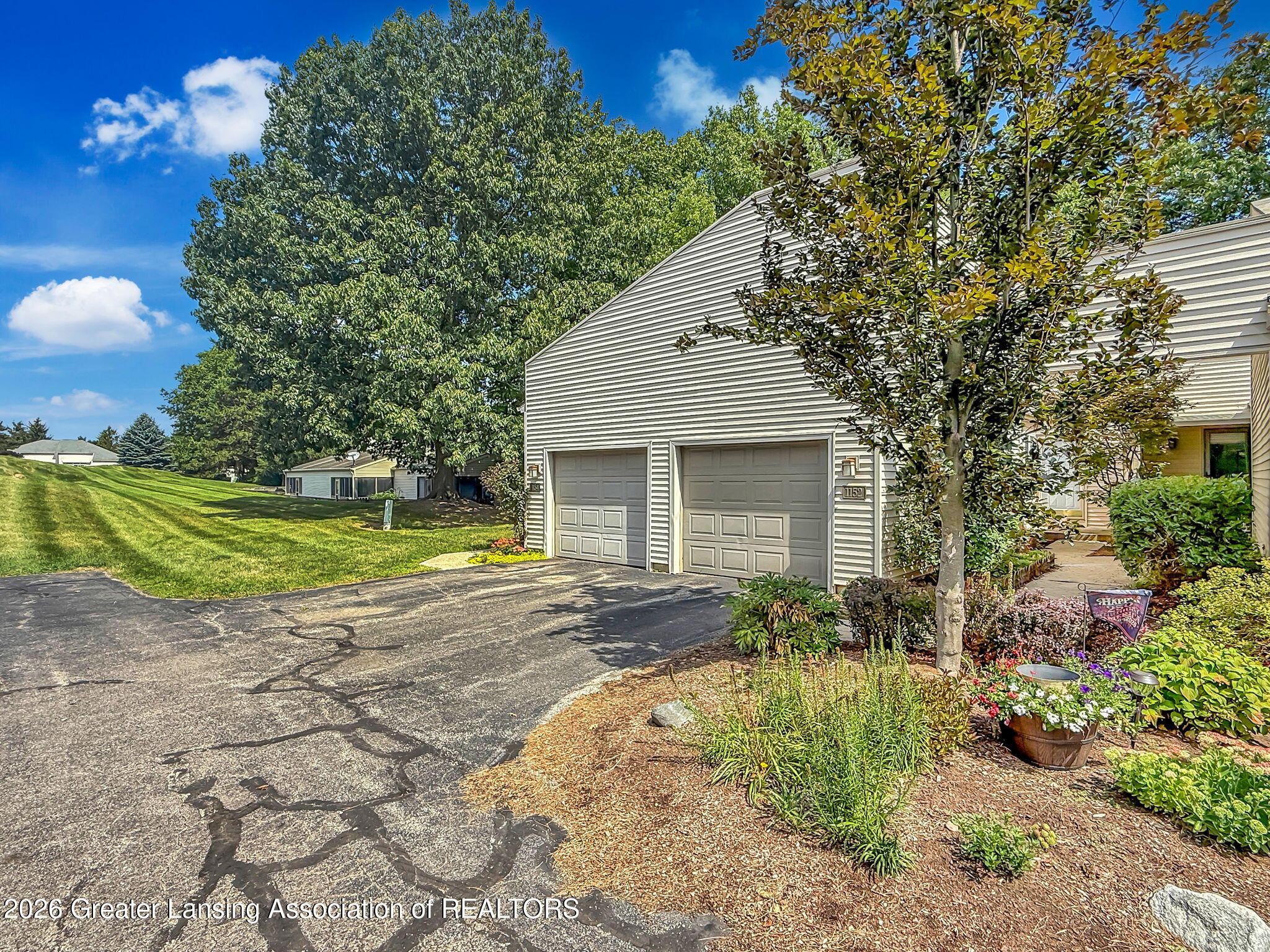 1152 S Ridge Road — photo