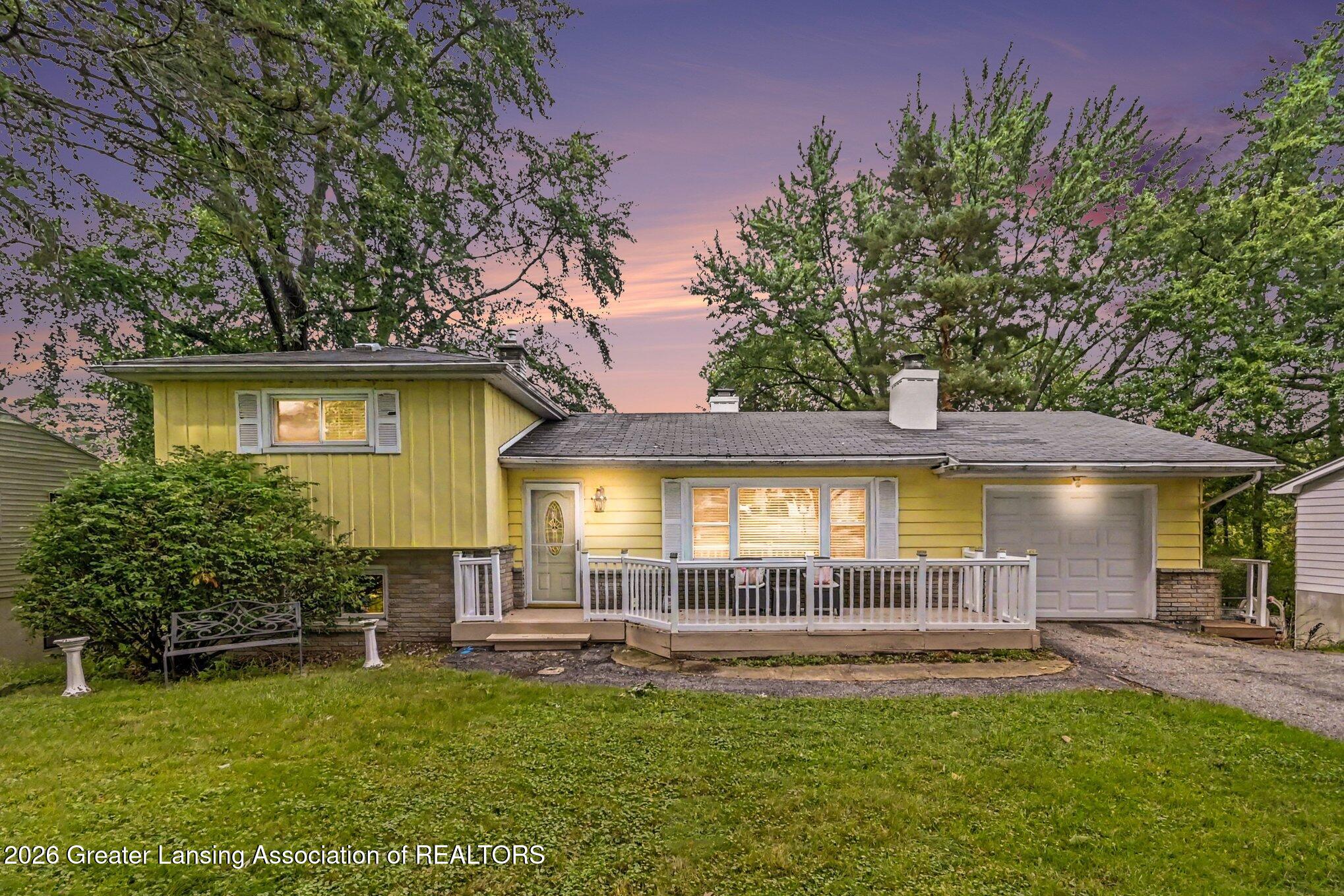 4928 W Willow Highway — photo