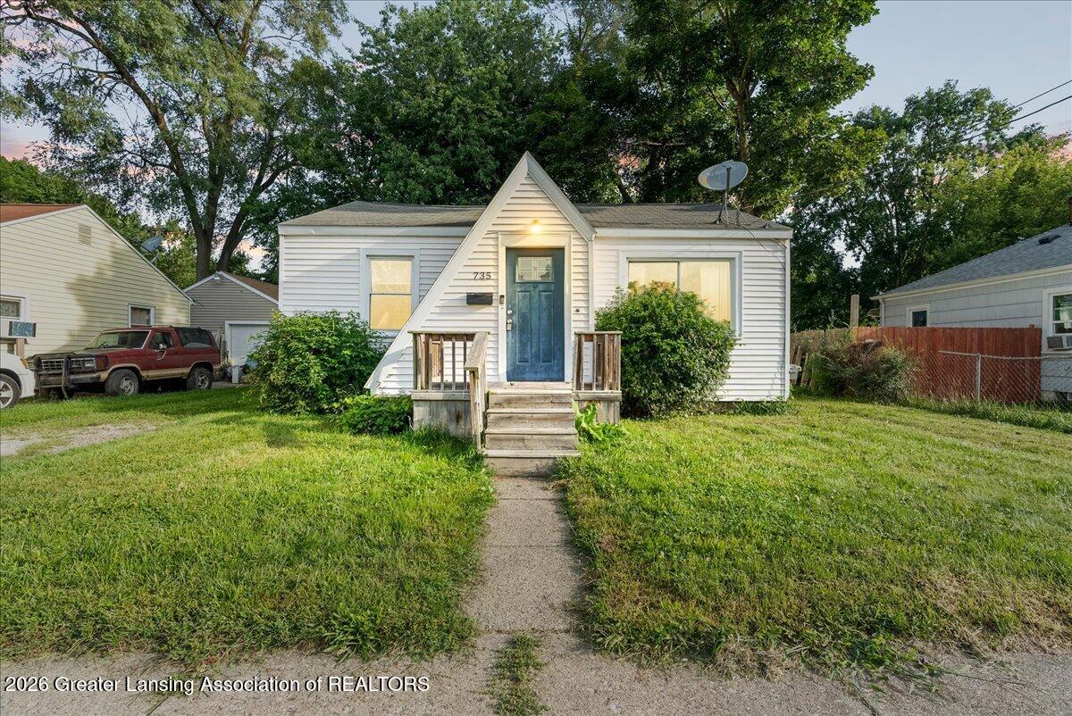 735 Vance Street — photo
