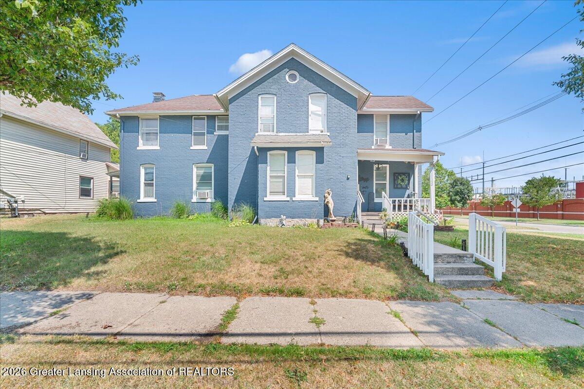 1145 S Grand Avenue — photo