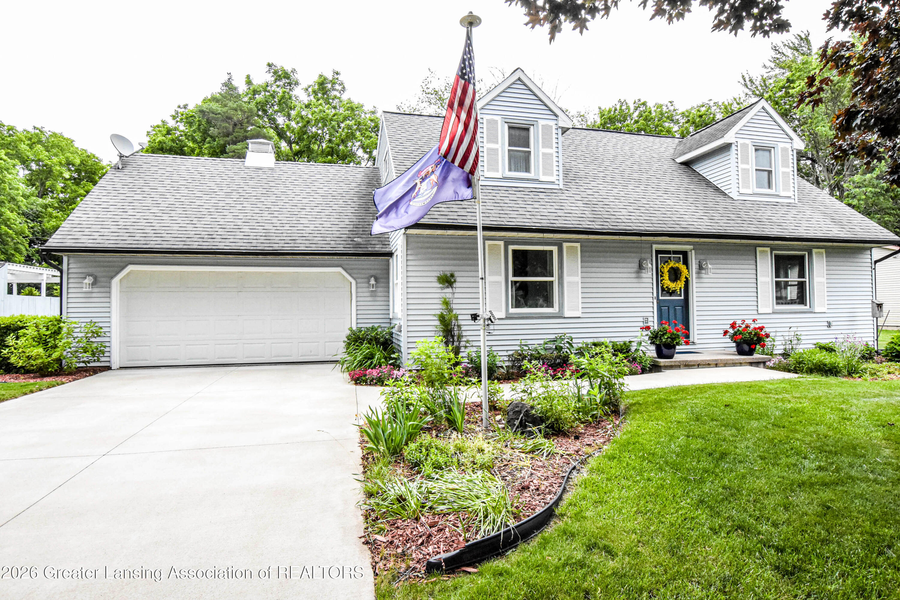 1820 Schoolcraft Street — photo