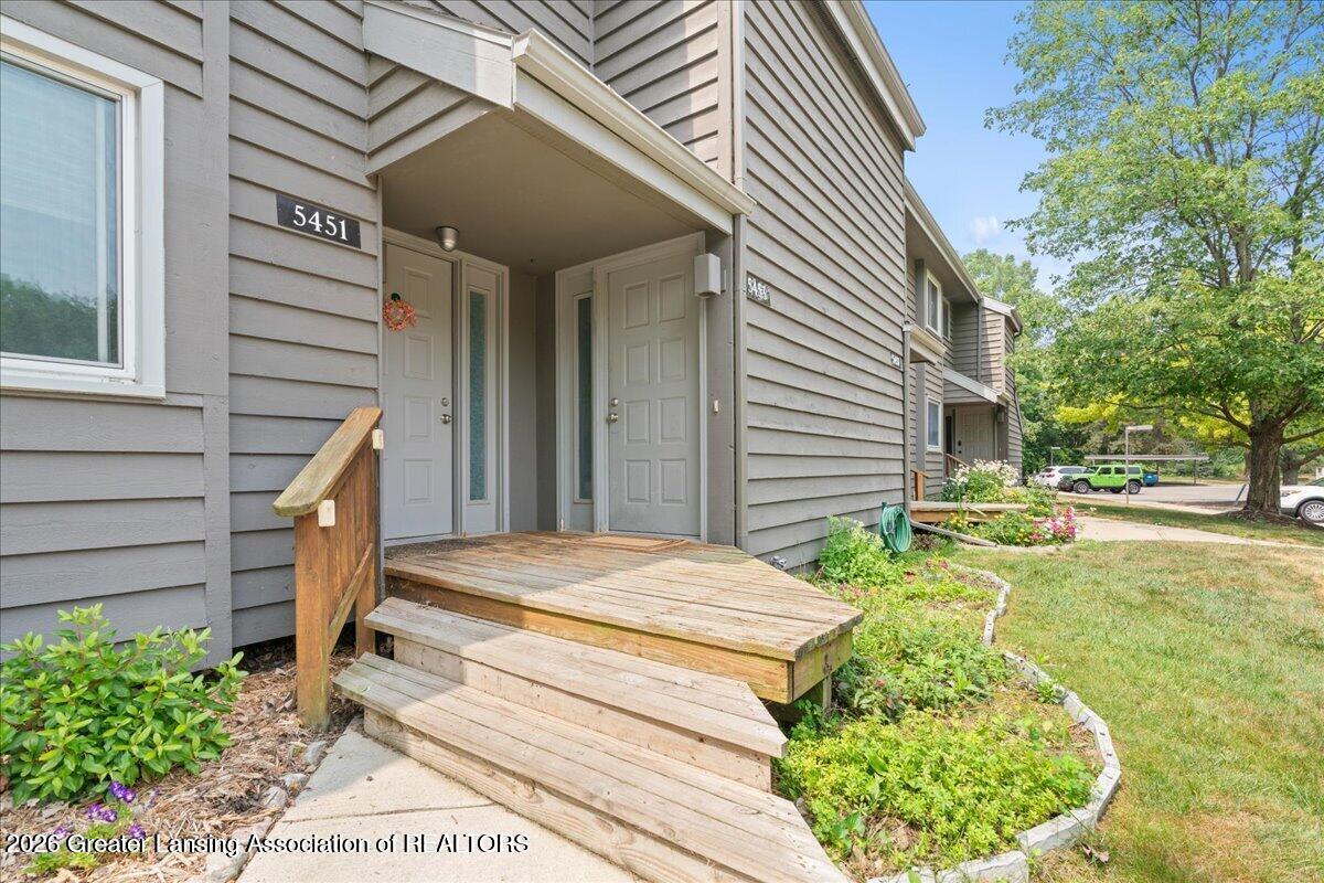 5453 Wild Oak Drive — photo