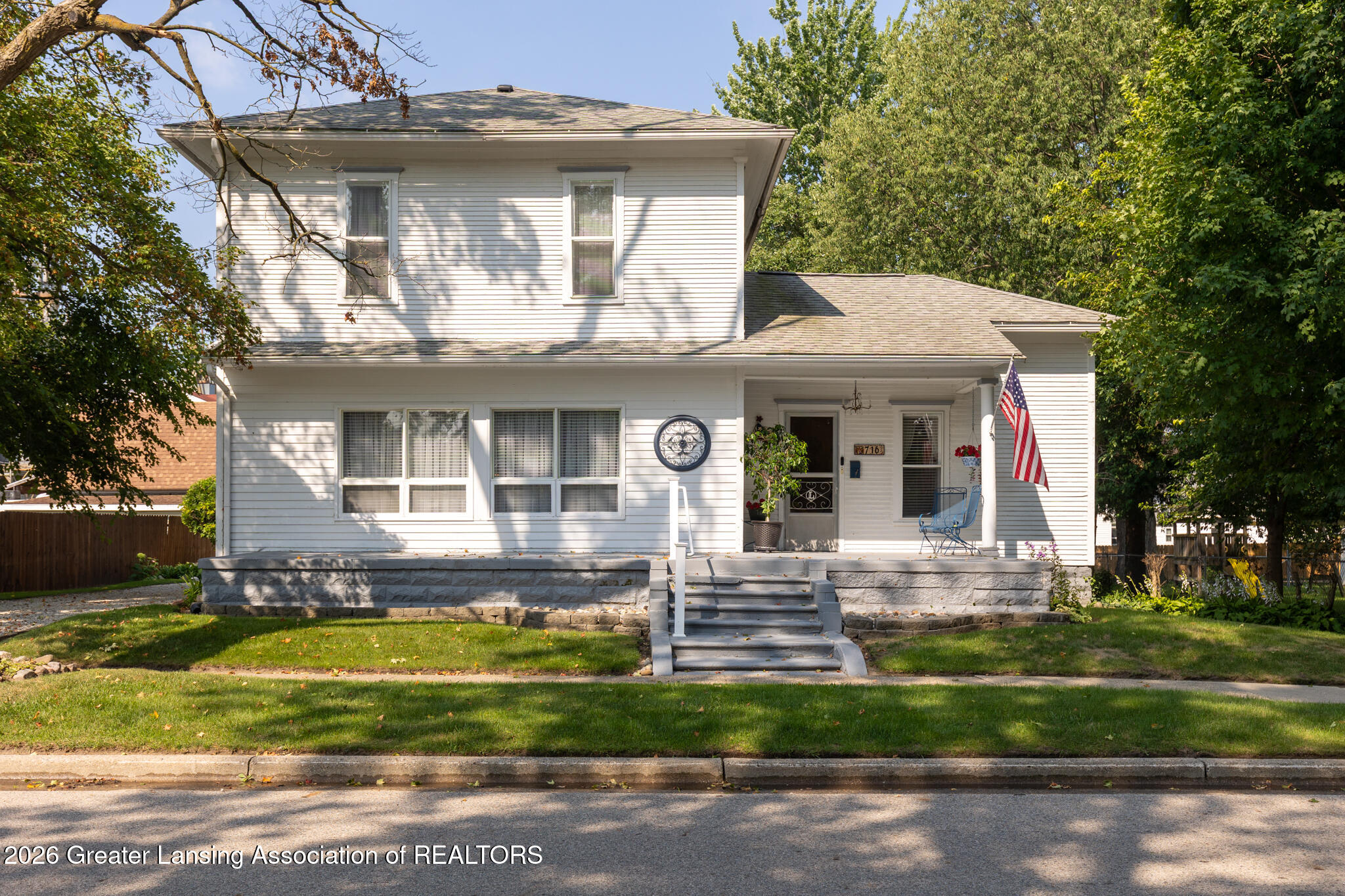 716 Hall Street — photo