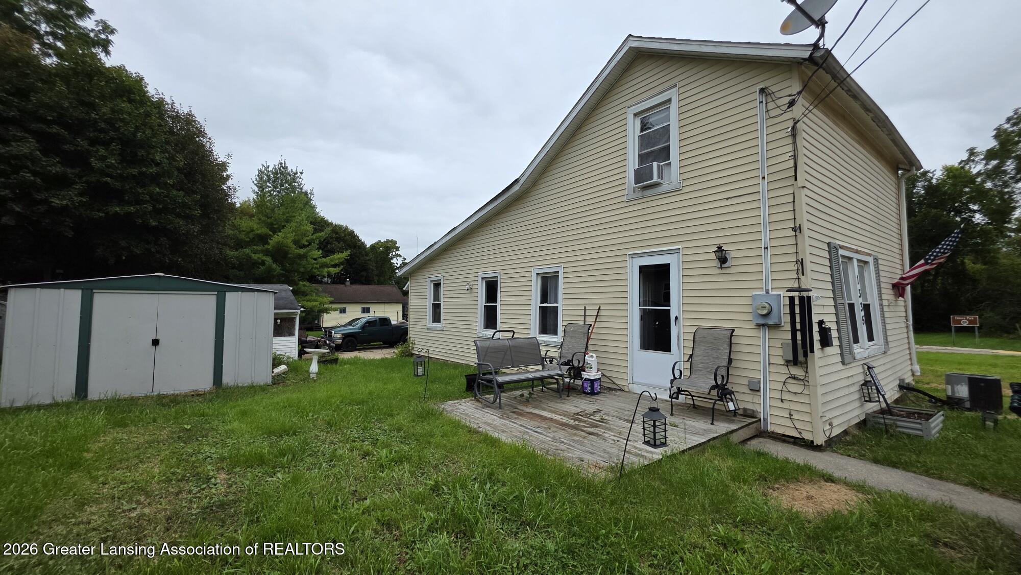 1335 N Walnut Street — photo