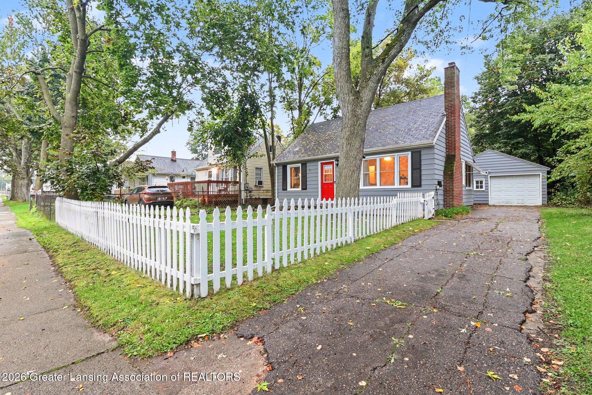 318 E Rouse Street — photo
