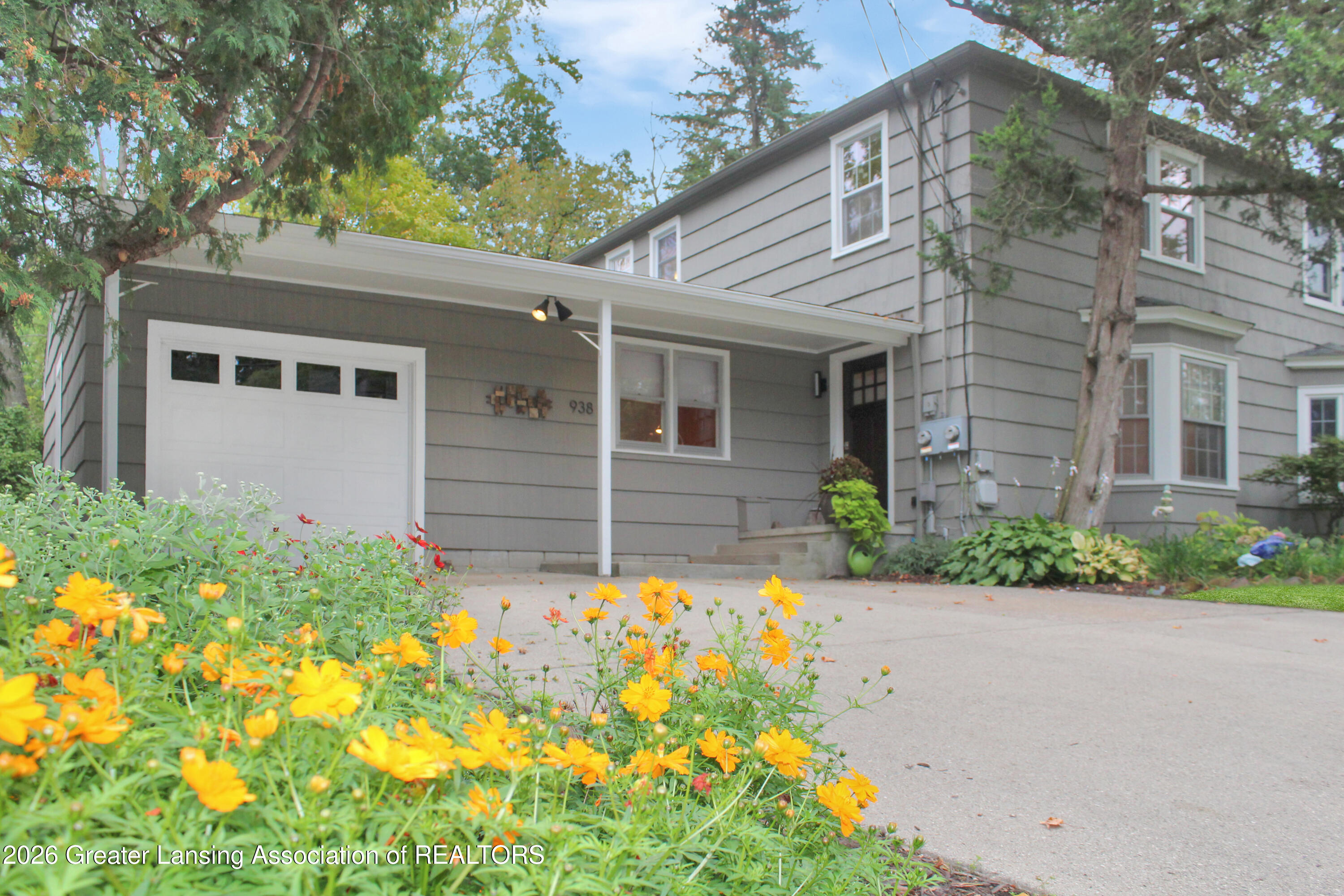 938 Sunset Lane — photo