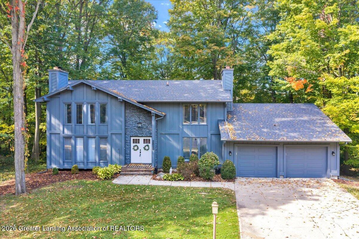 2020 Tamarack Drive — photo