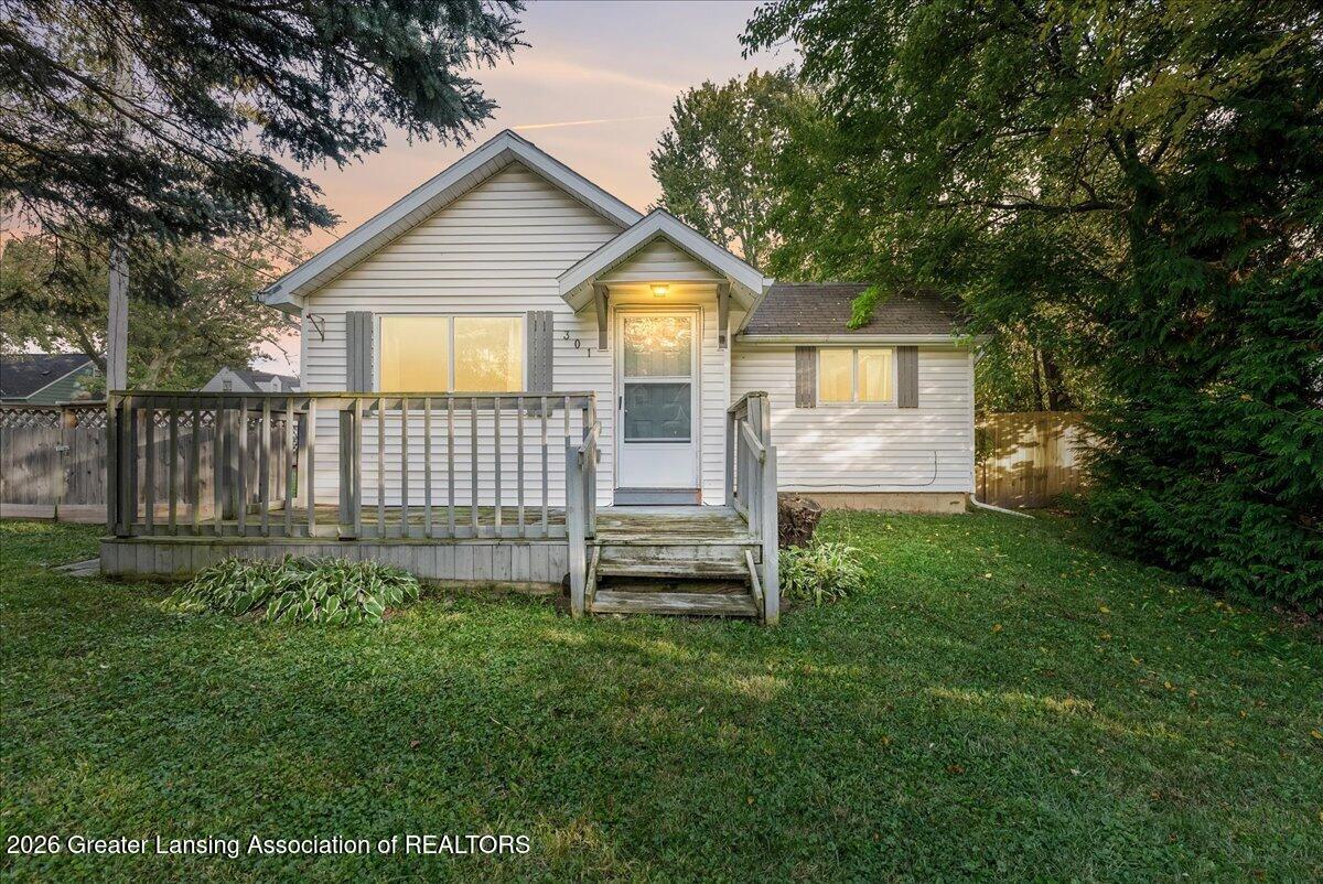 301 E Potter Avenue — photo