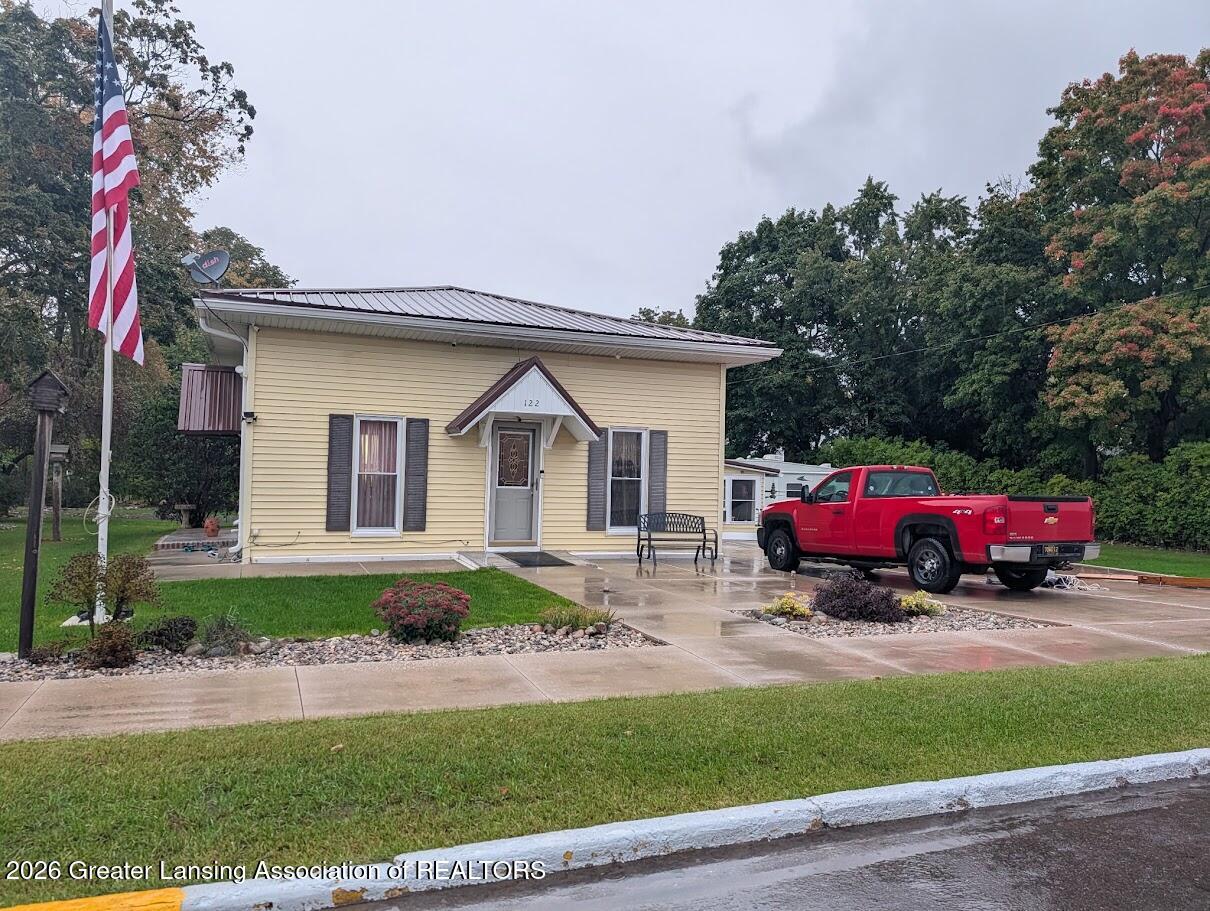 122 W Sherman Street — photo