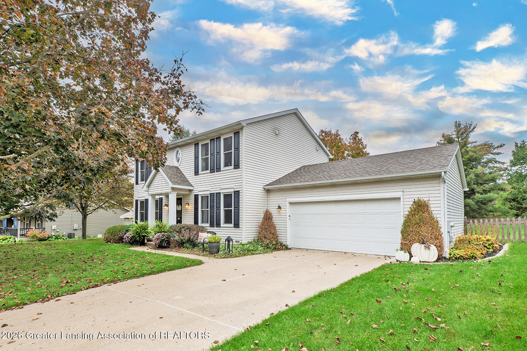 745 Tanbark Drive — photo