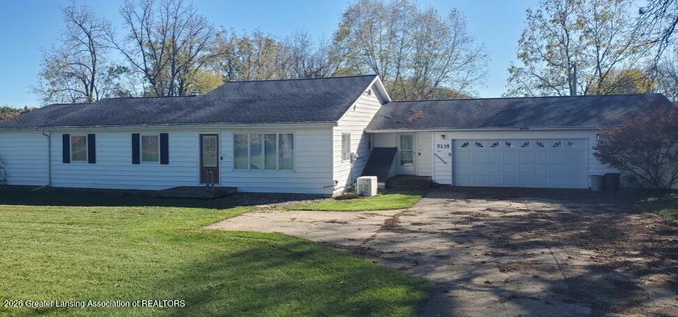 5135 Sherwood Highway — photo