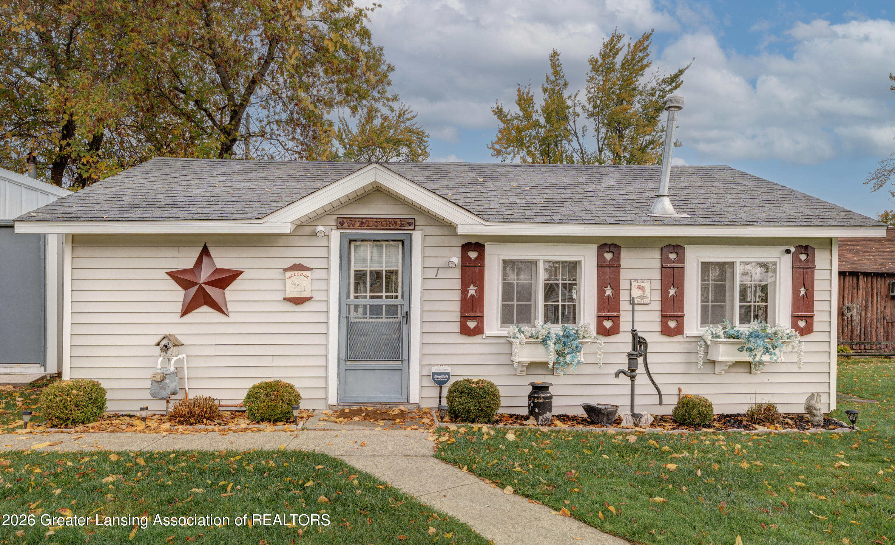6366 W Houghton Lake Drive Unit 1 — photo