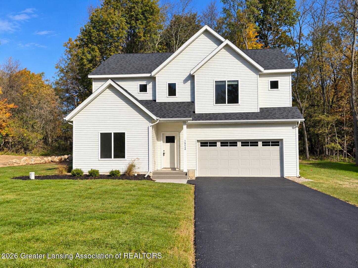 1512 W Valley Road — photo