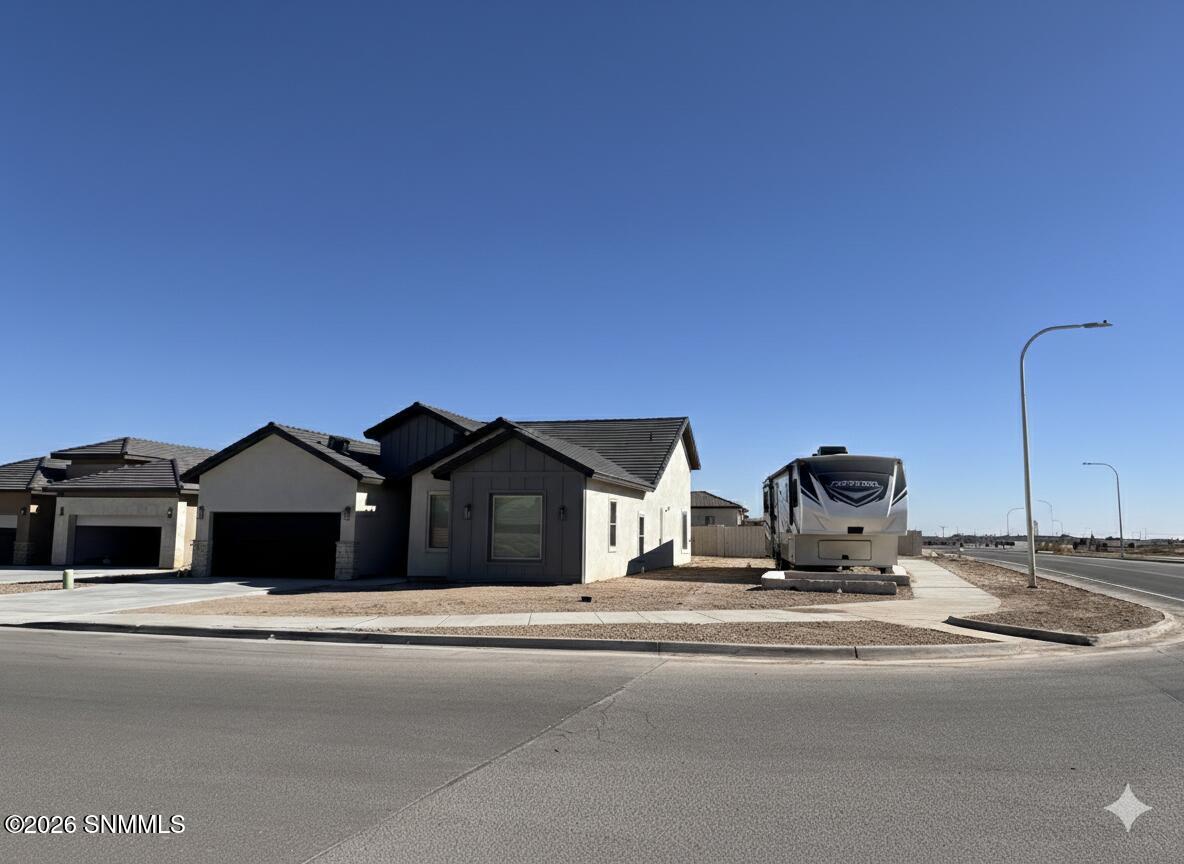 3710 Portrait Street — photo