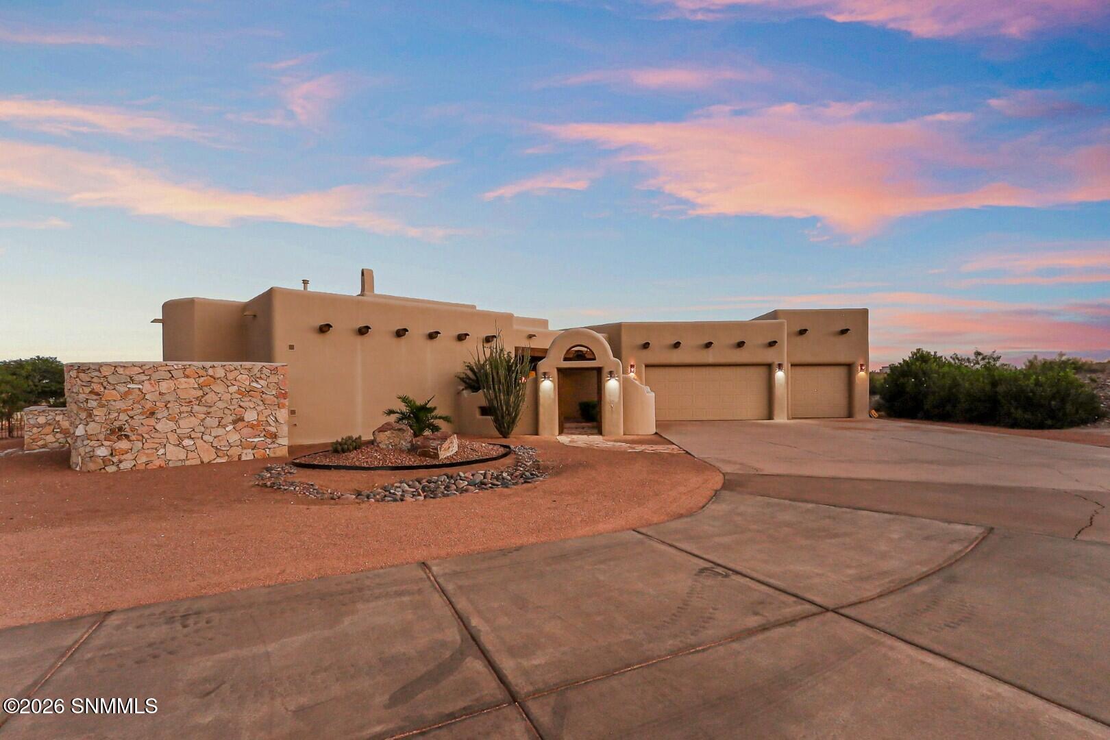 8060 Constitution Road — photo