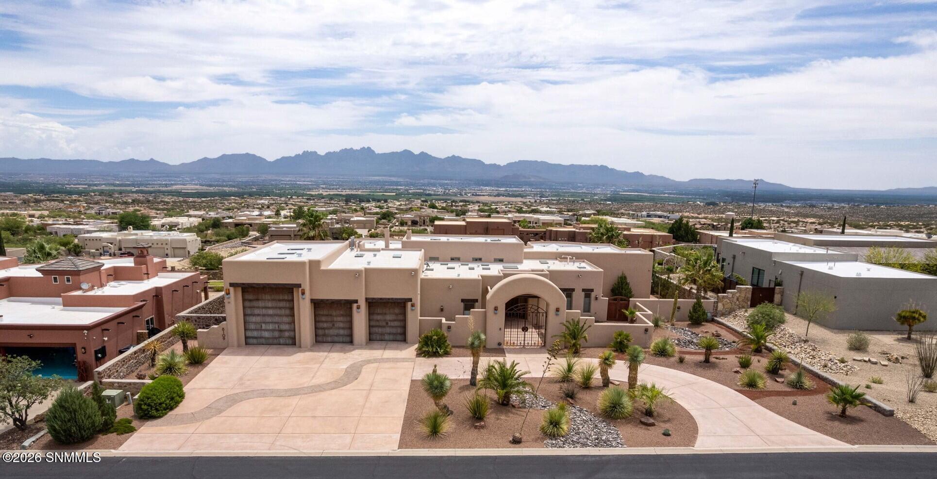 8109 Constitution Road — photo