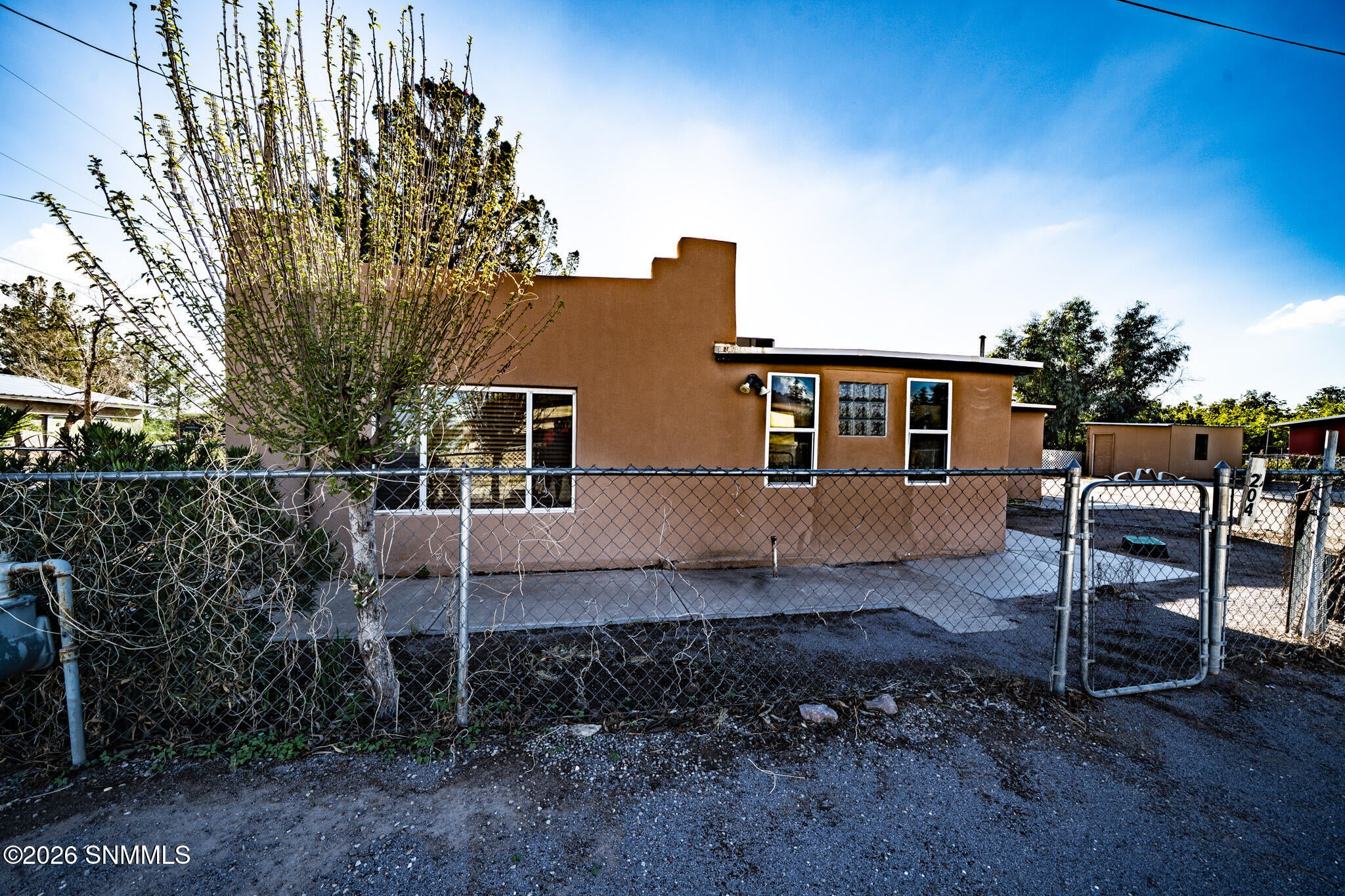 204 W Chopes Street — photo