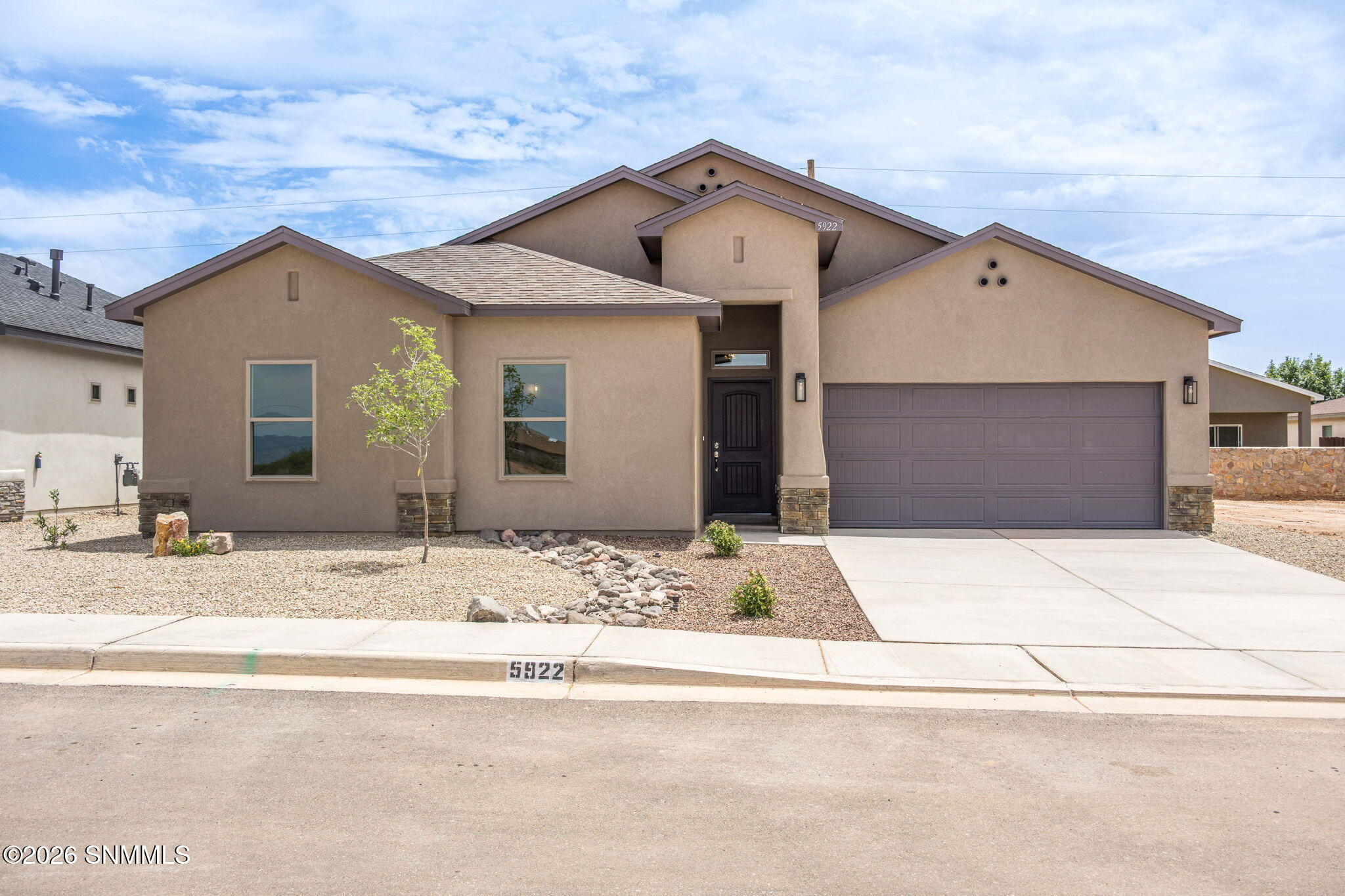 5922 Diaz Loop — photo