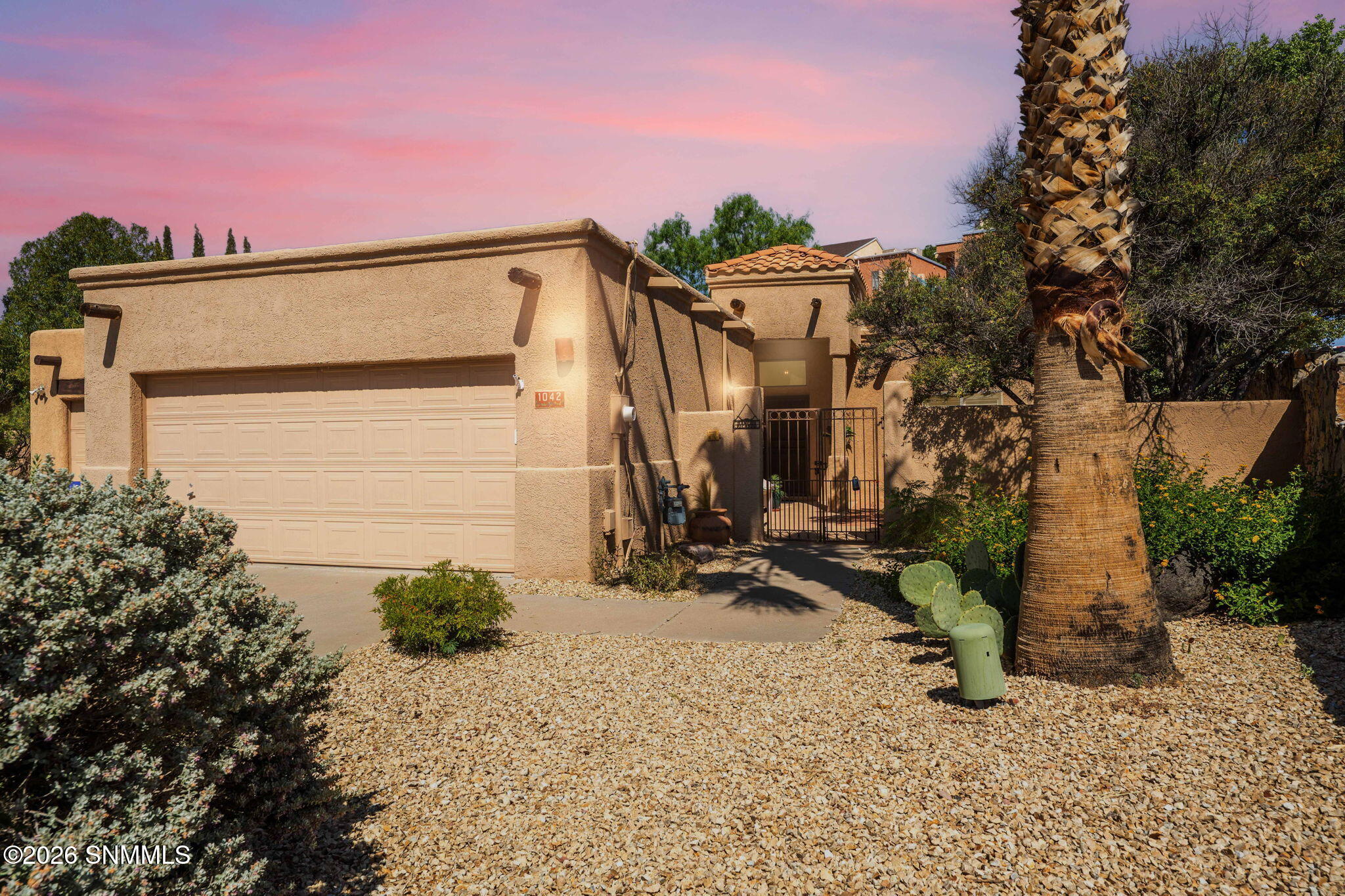 1042 Mormon Drive — photo