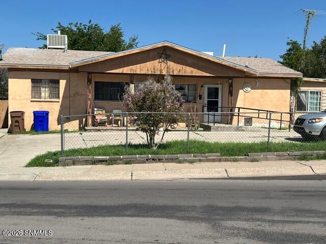 1737/1739 E Idaho Avenue — photo