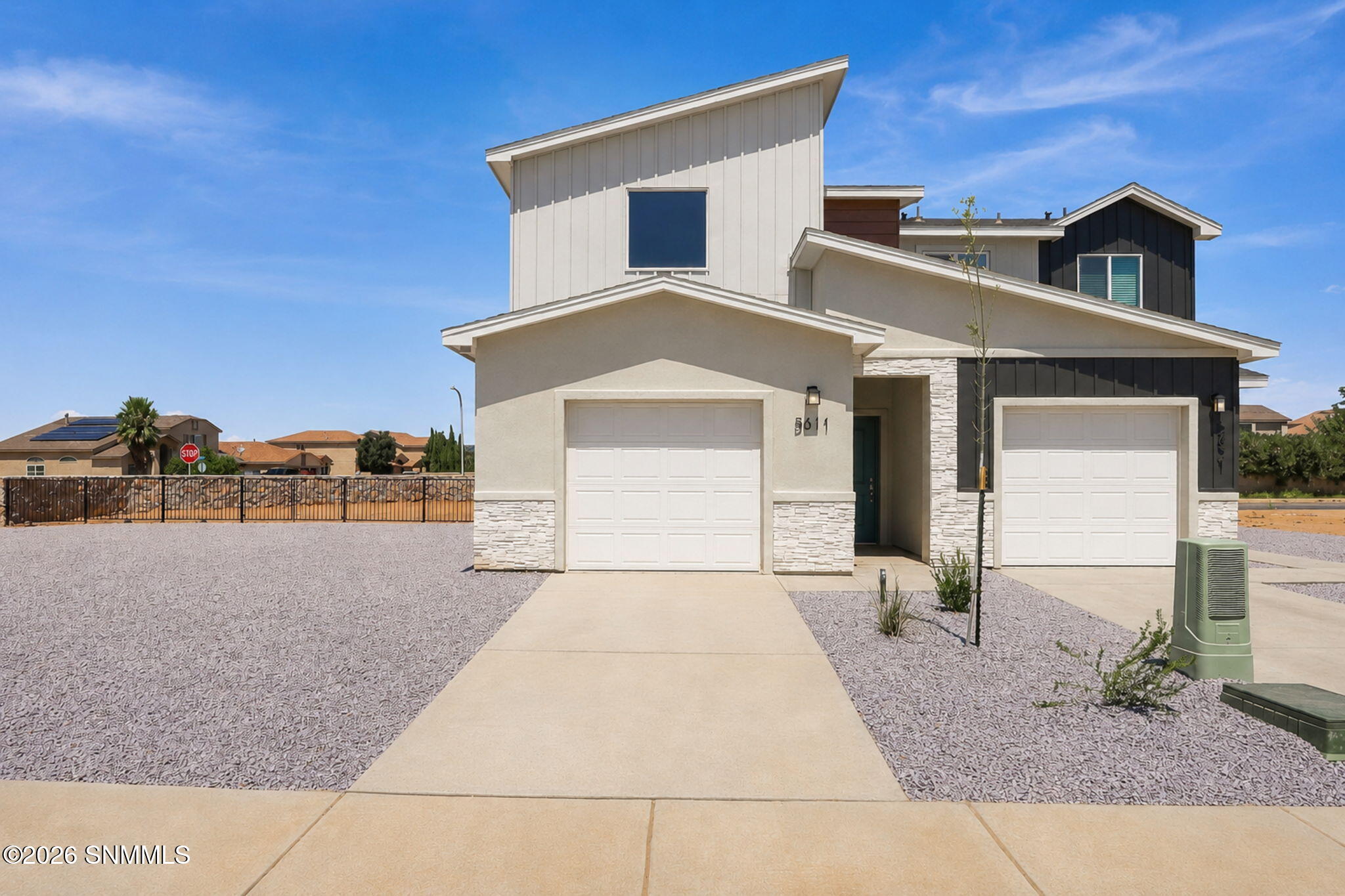 5611 Tierra Hermosa Avenue — photo