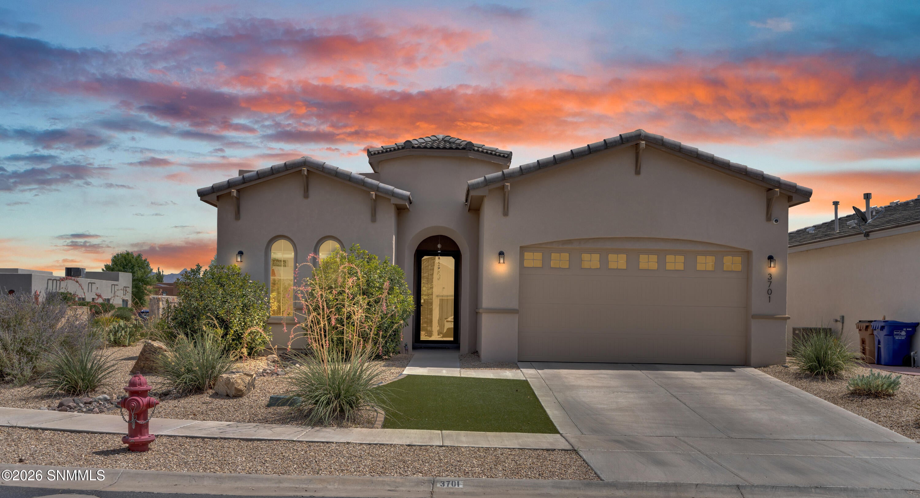 3701 Golden Echo Loop — photo